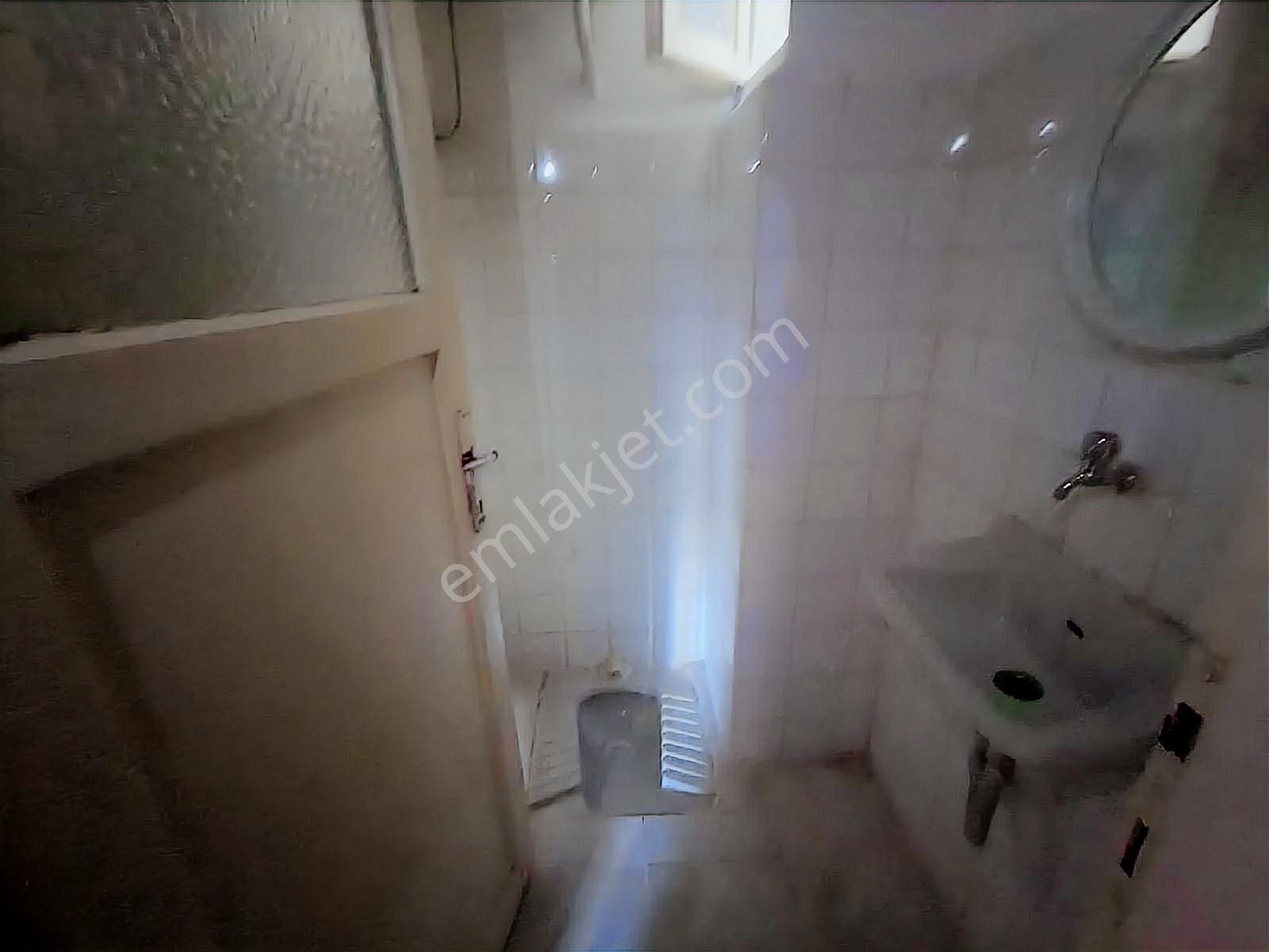 F-l Den Ünalanda Metro Ve Metrobüs Yürüme ,teras Kullanımlı 2+1 - Görsel 29