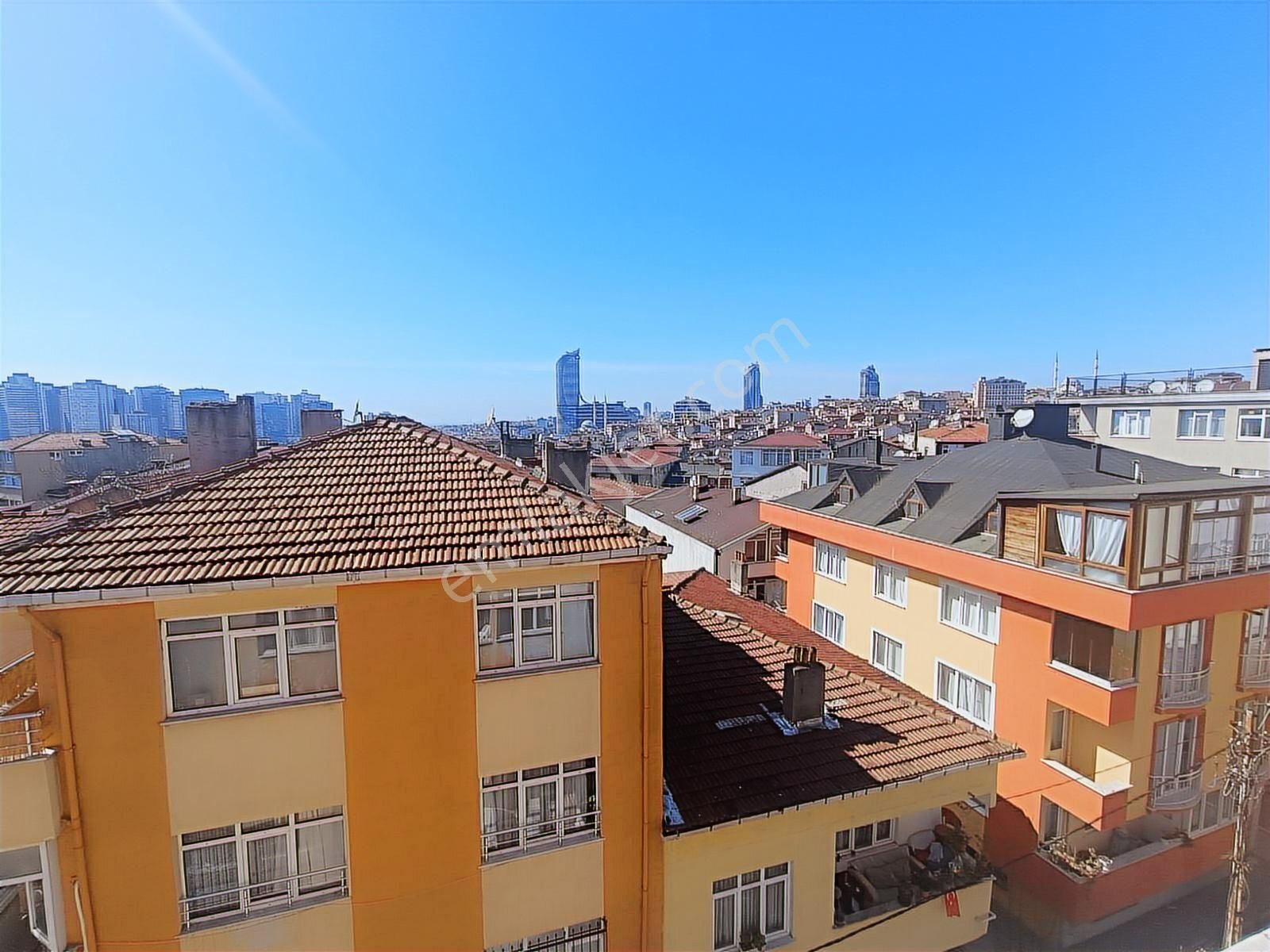 F-l Den Ünalanda Metro Ve Metrobüs Yürüme ,teras Kullanımlı 2+1 - Görsel 20