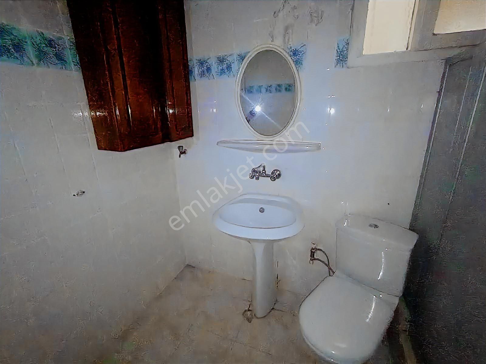 F-l Den Ünalanda Metro Ve Metrobüs Yürüme ,teras Kullanımlı 2+1 - Görsel 28