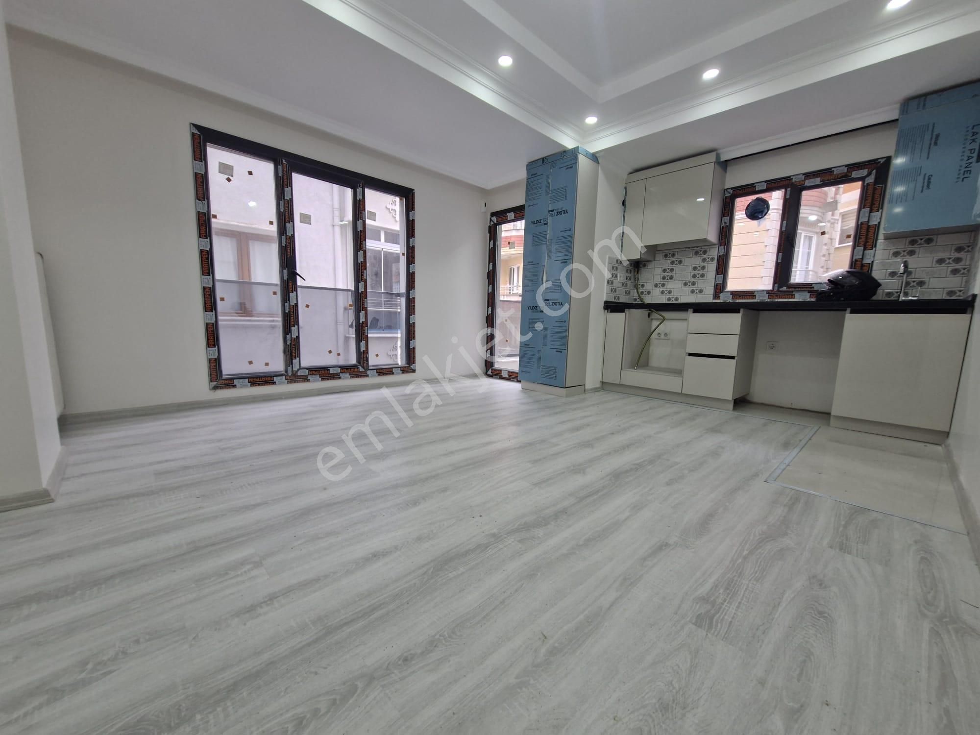 Hürriyette Devlet Hastanesi Yakını 2+1 Daire 1 Kat - Görsel 5