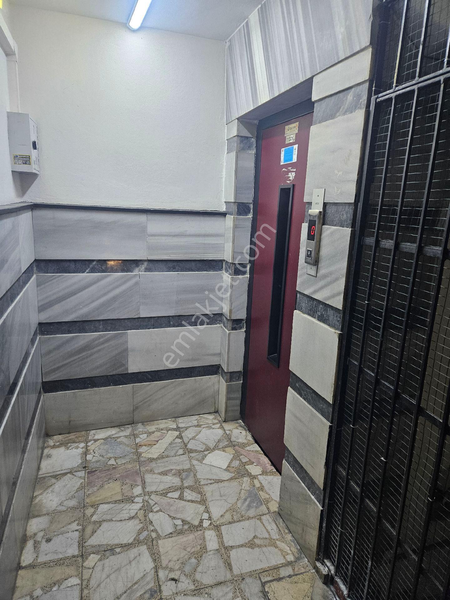 Mia'dan İlkadım Kale Mahallesi'nde Satılık Ofis & Büro İş Yeri - Görsel 3