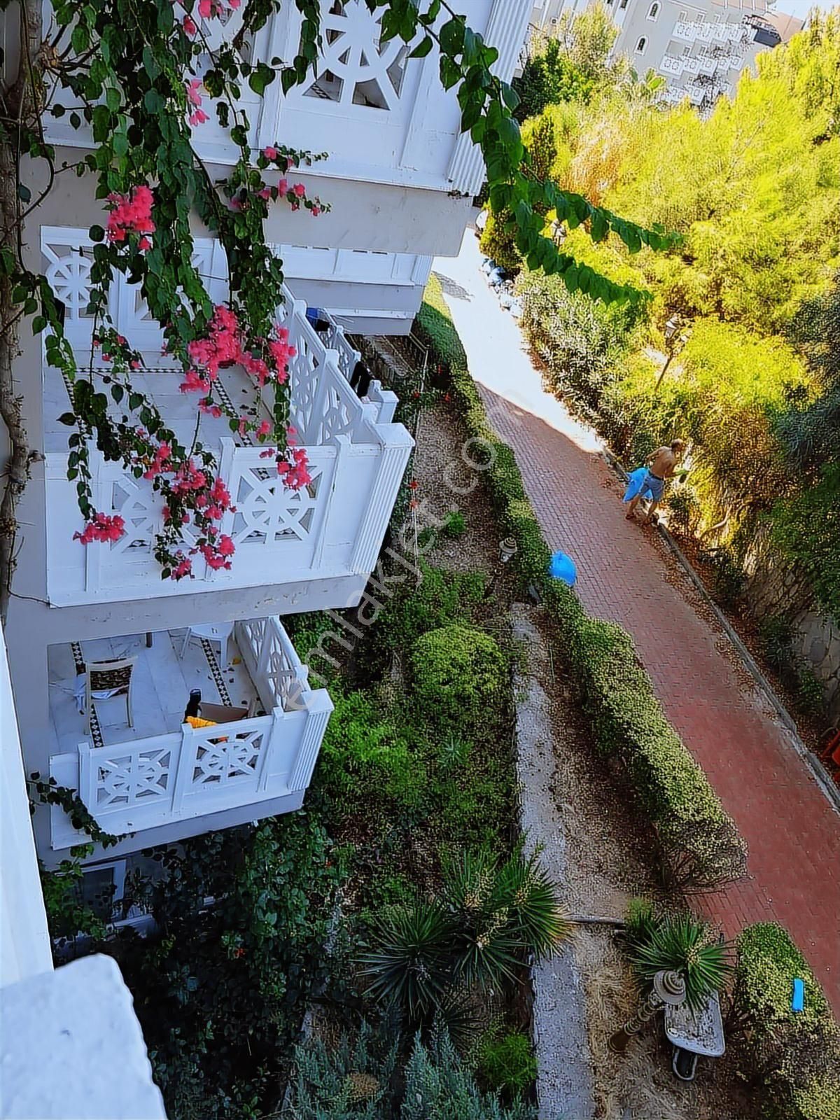 Alanya Kestelde Üniversite Bölgesinde Kısmi Eşyalı 1+1 Daire - Görsel 7