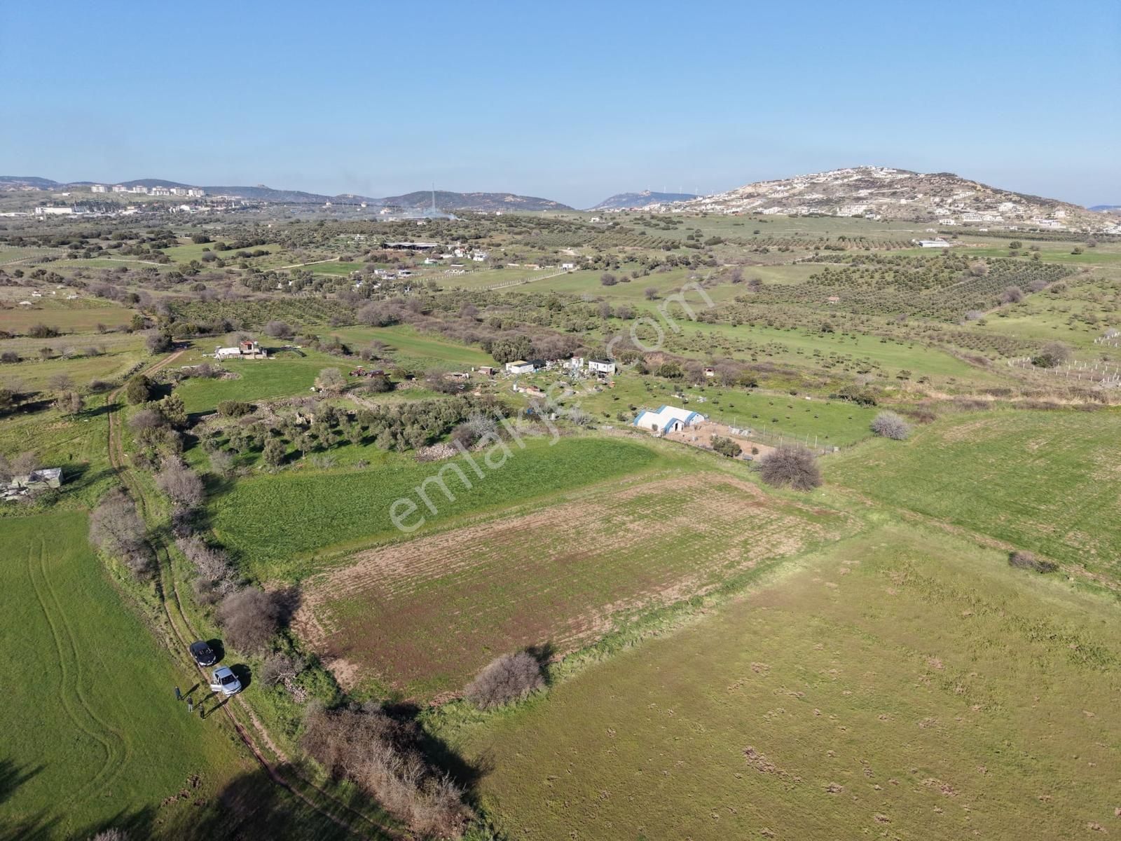 Foça Bağarasında Satılık Arsa