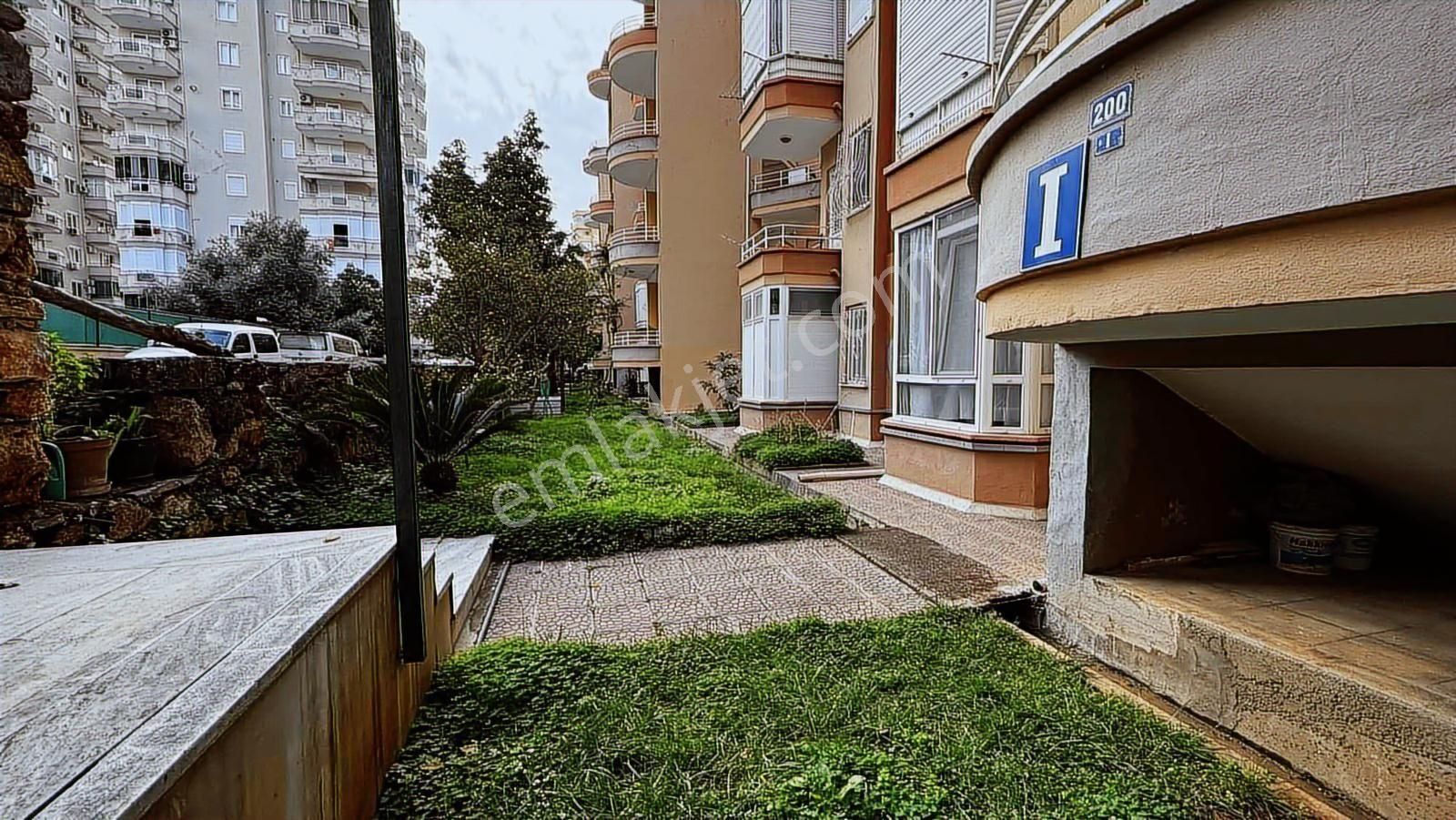 Mahmutlar Atatürk Cd. Üzeri 2+1 Ayrı Mutfak Kiralık Daire - Görsel 4