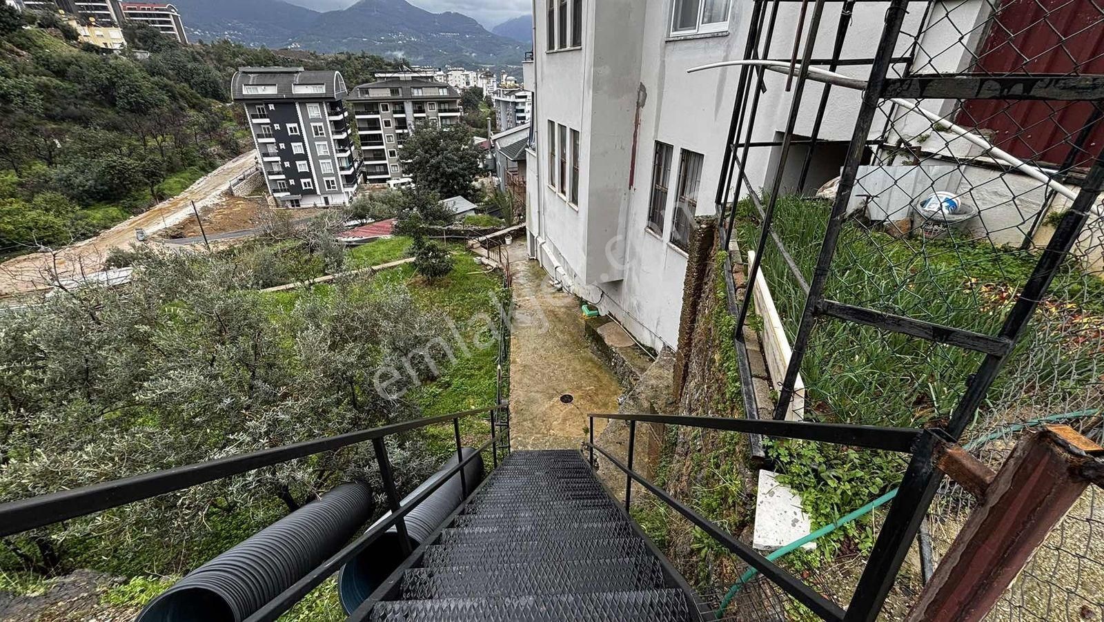 Alanya Çıplaklı'da Ayrı Girişli 1+1 Daire - Görsel 14