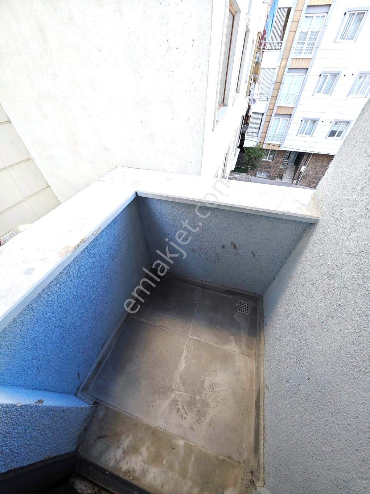 Salmandan Bilal Habeşi Cami Yakını 2+1 Daire 3 Kat - Görsel 14