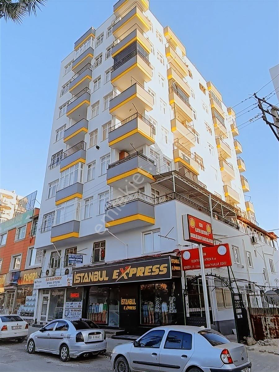 Anadolu Gayrimenkulden Merkezde 2+1 - Görsel 2