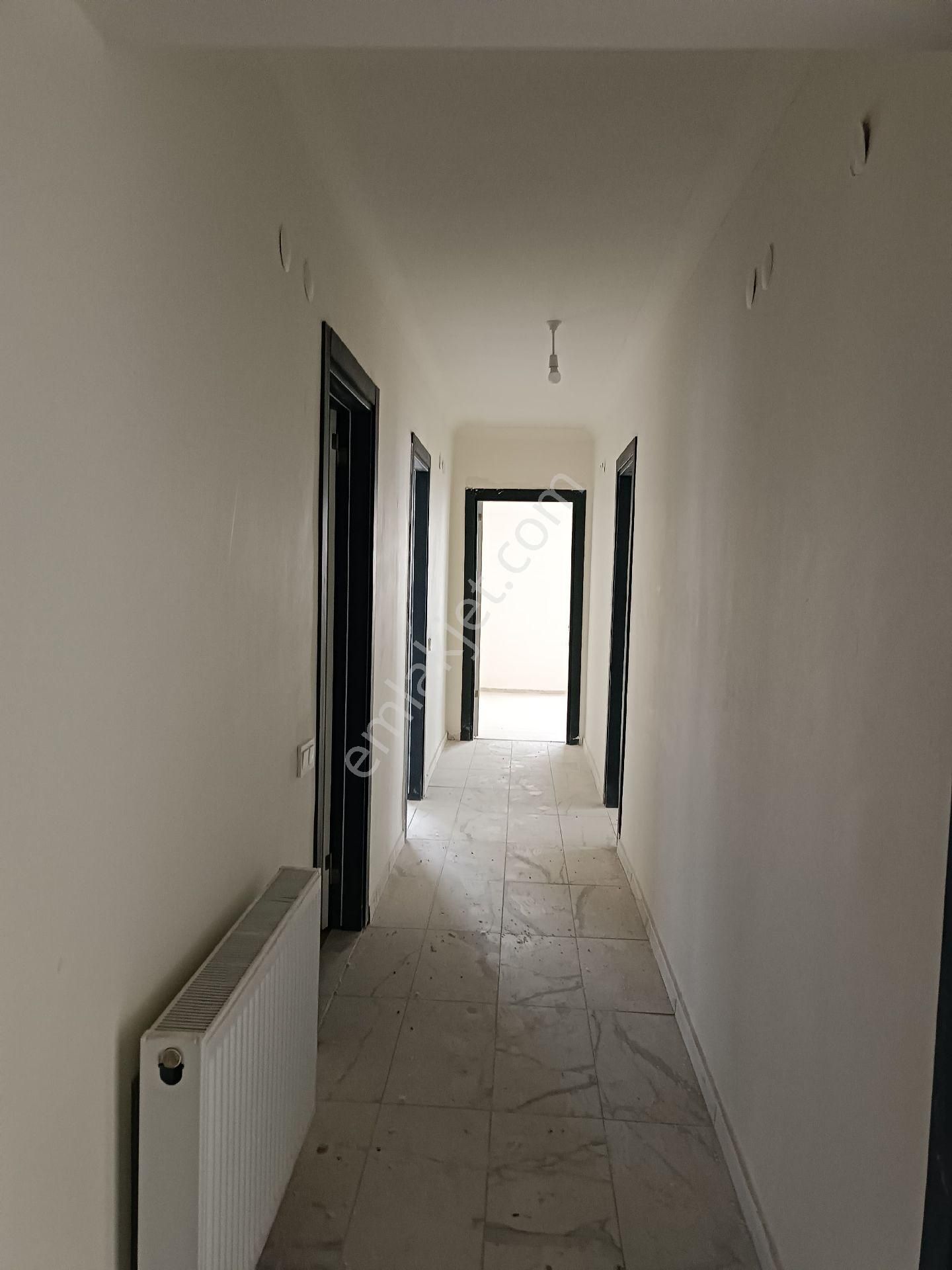 111'den Geniş Ve Kullanışlı Konumu Güzel Lüks 3+1 Daire - Görsel 14