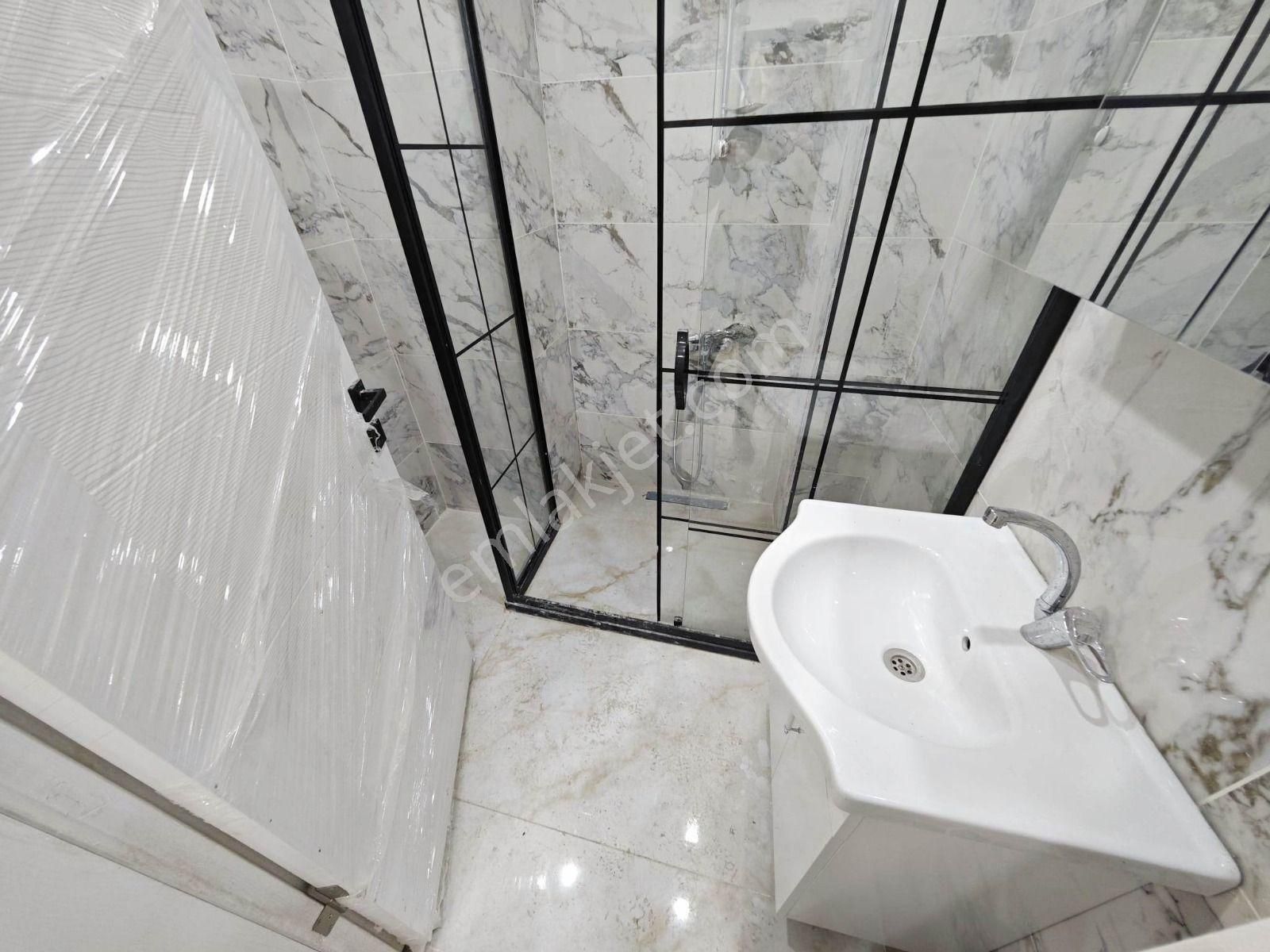 Bahçelievler Nikah Dairesine Yakın 1+1 Yüksek Giriş - Görsel 11