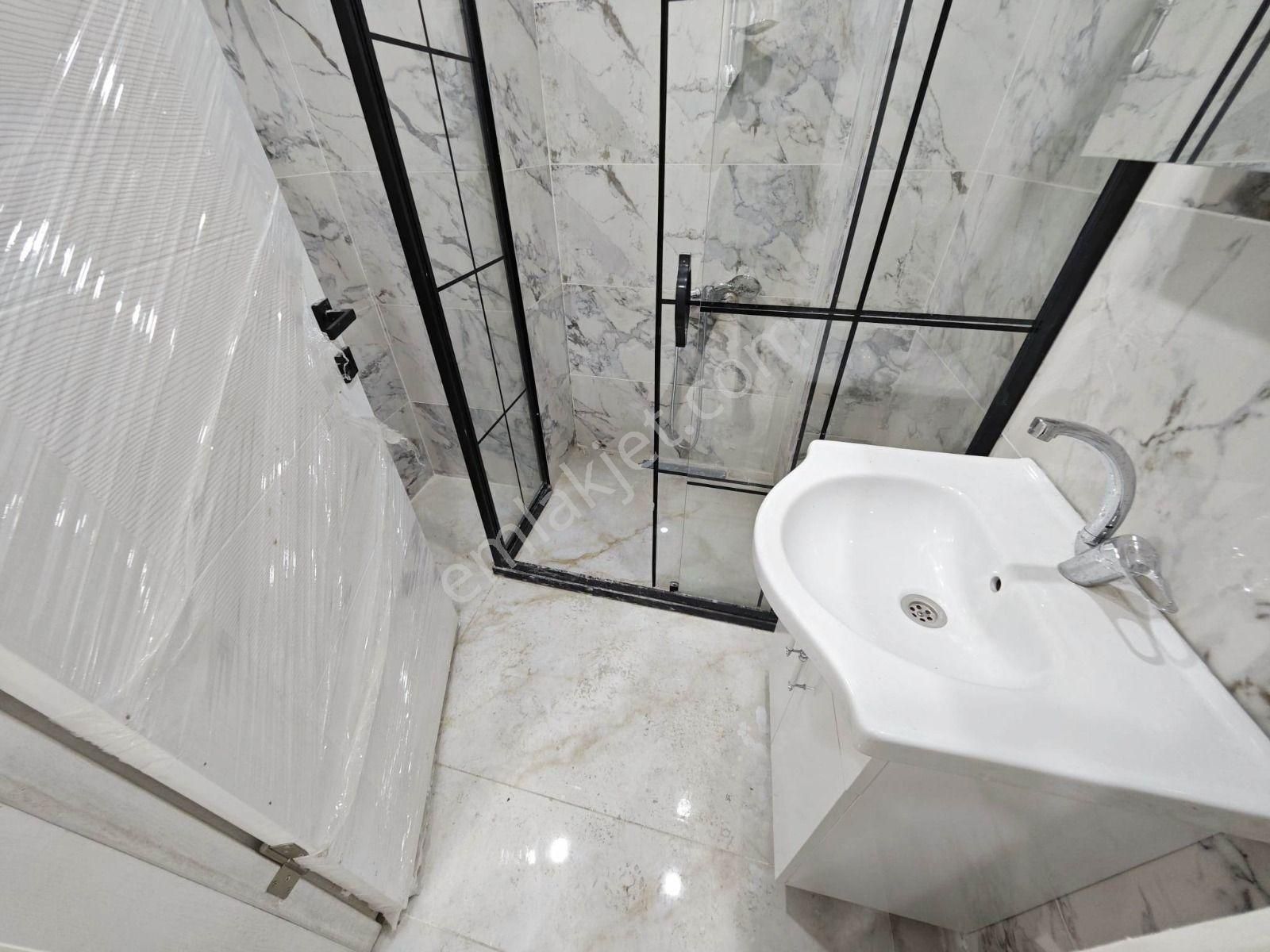 Bahçelievler Nikah Dairesine Yakın 1+1 Yüksek Giriş - Görsel 13