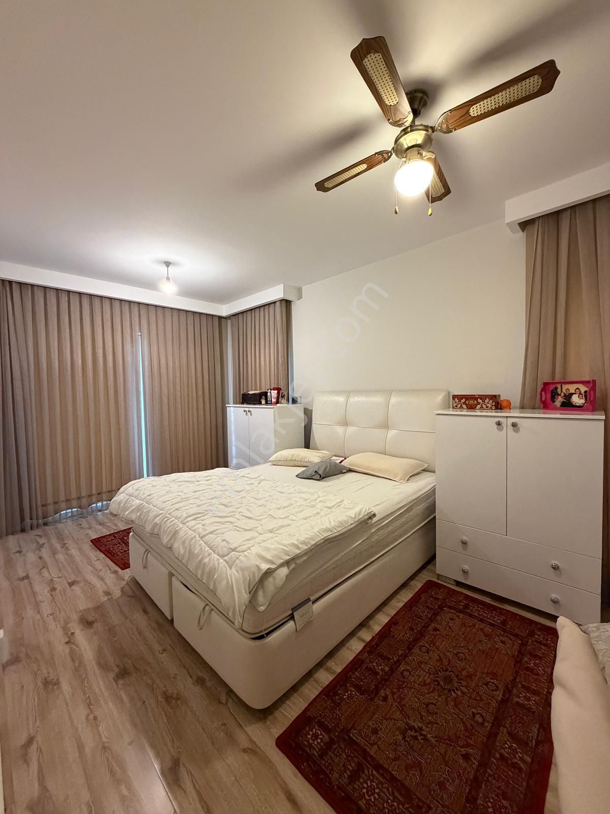 Küçükçekmece Atakent İstanbul Sarayları Sitesinde 4+1 Lüks Daire - Görsel 18