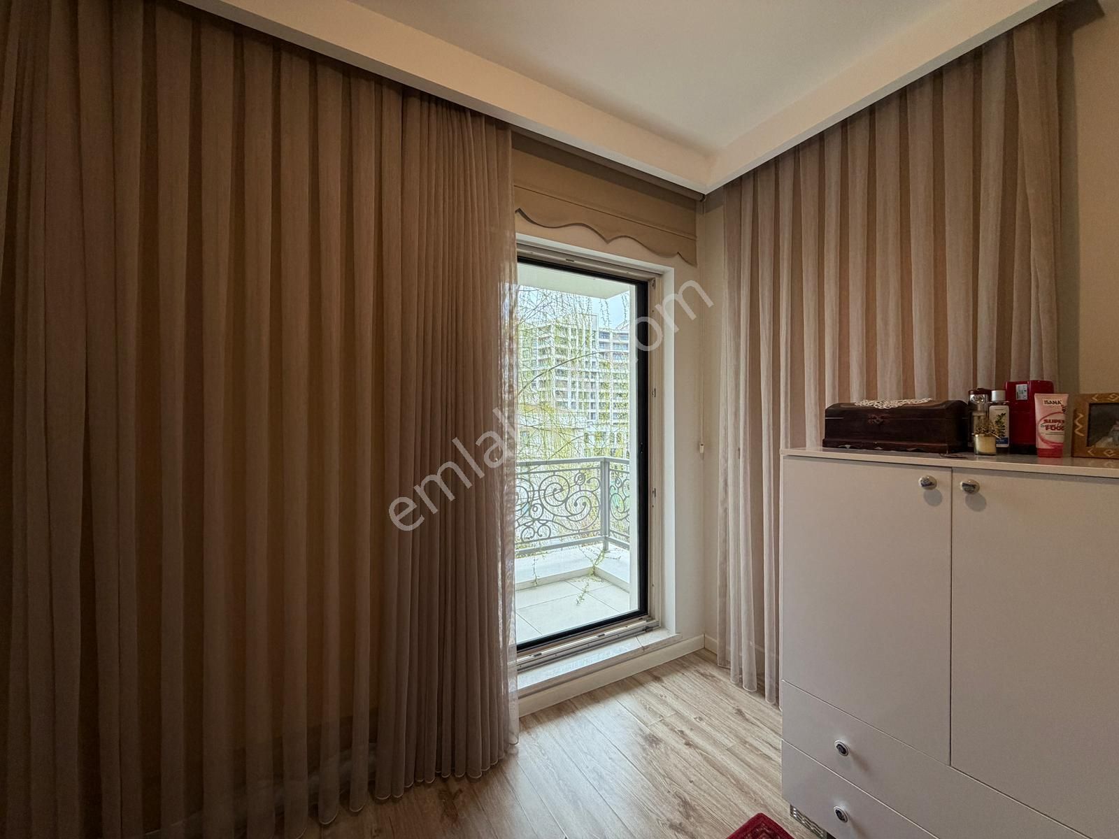 Küçükçekmece Atakent İstanbul Sarayları Sitesinde 4+1 Lüks Daire - Görsel 19