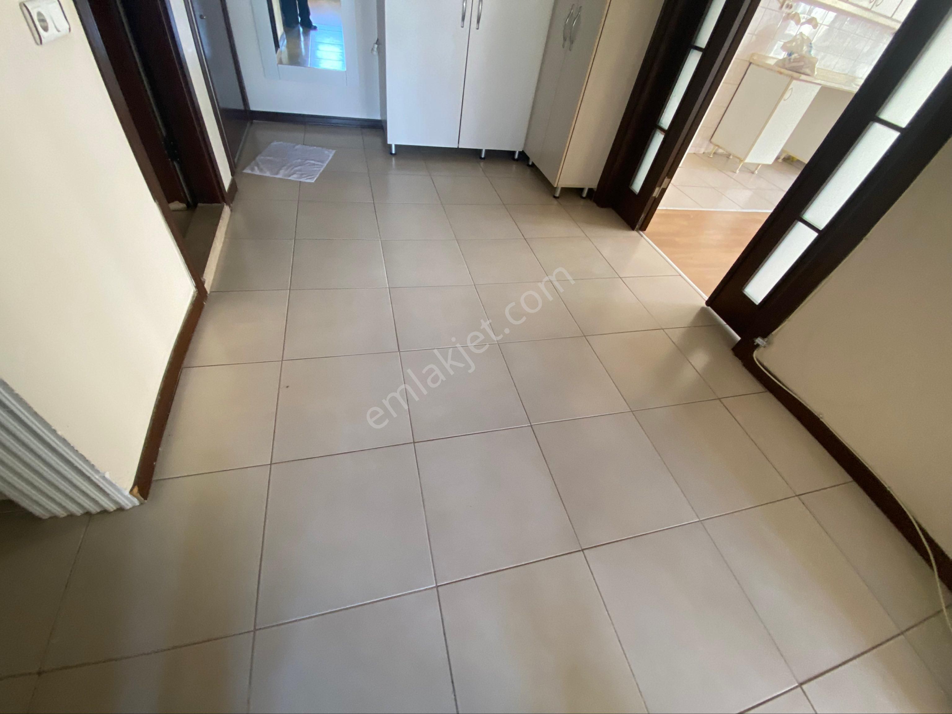 Altındağ Mah.100.yıl Bulvarında Asansörlü 180 M2 3+1 Daire 30000tl..ye Kiralık. - Görsel 5