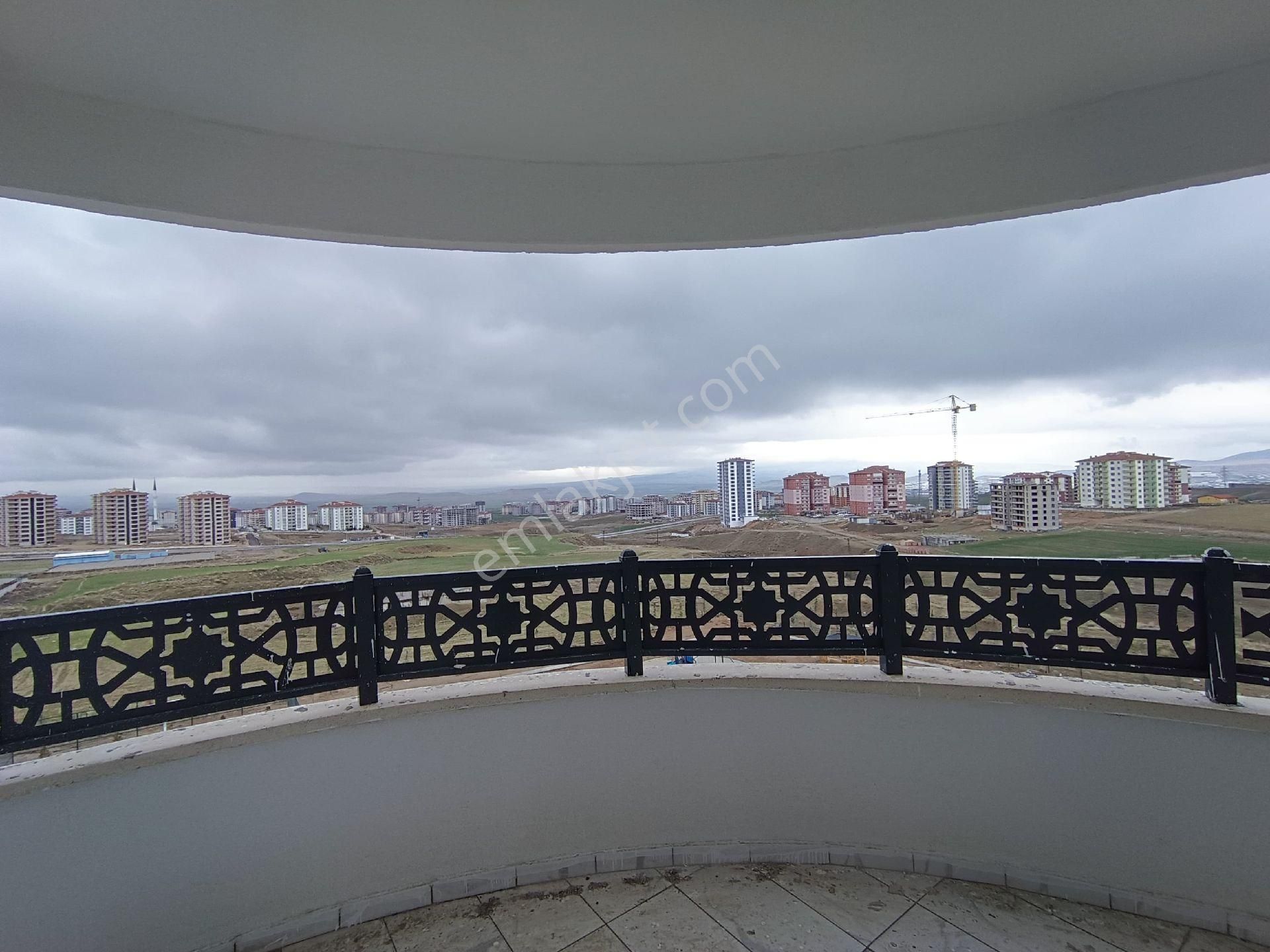 111'den Uygun Fiyatlı Geniş Ve Kullanışlı Konumu Güzel Lüks 3+1 Daire - Görsel 16