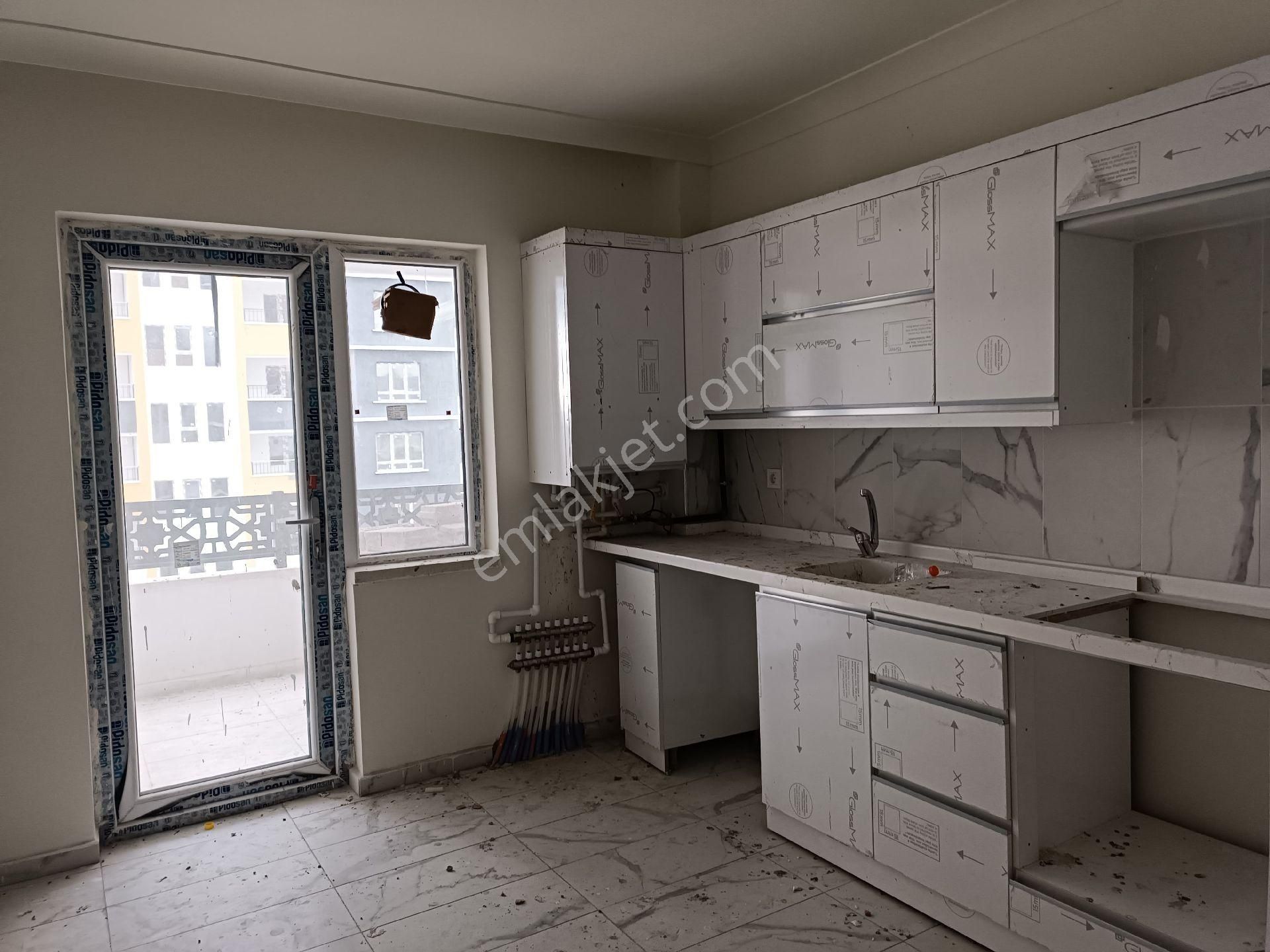 111'den Uygun Fiyatlı Geniş Ve Kullanışlı Konumu Güzel Lüks 3+1 Daire - Görsel 9