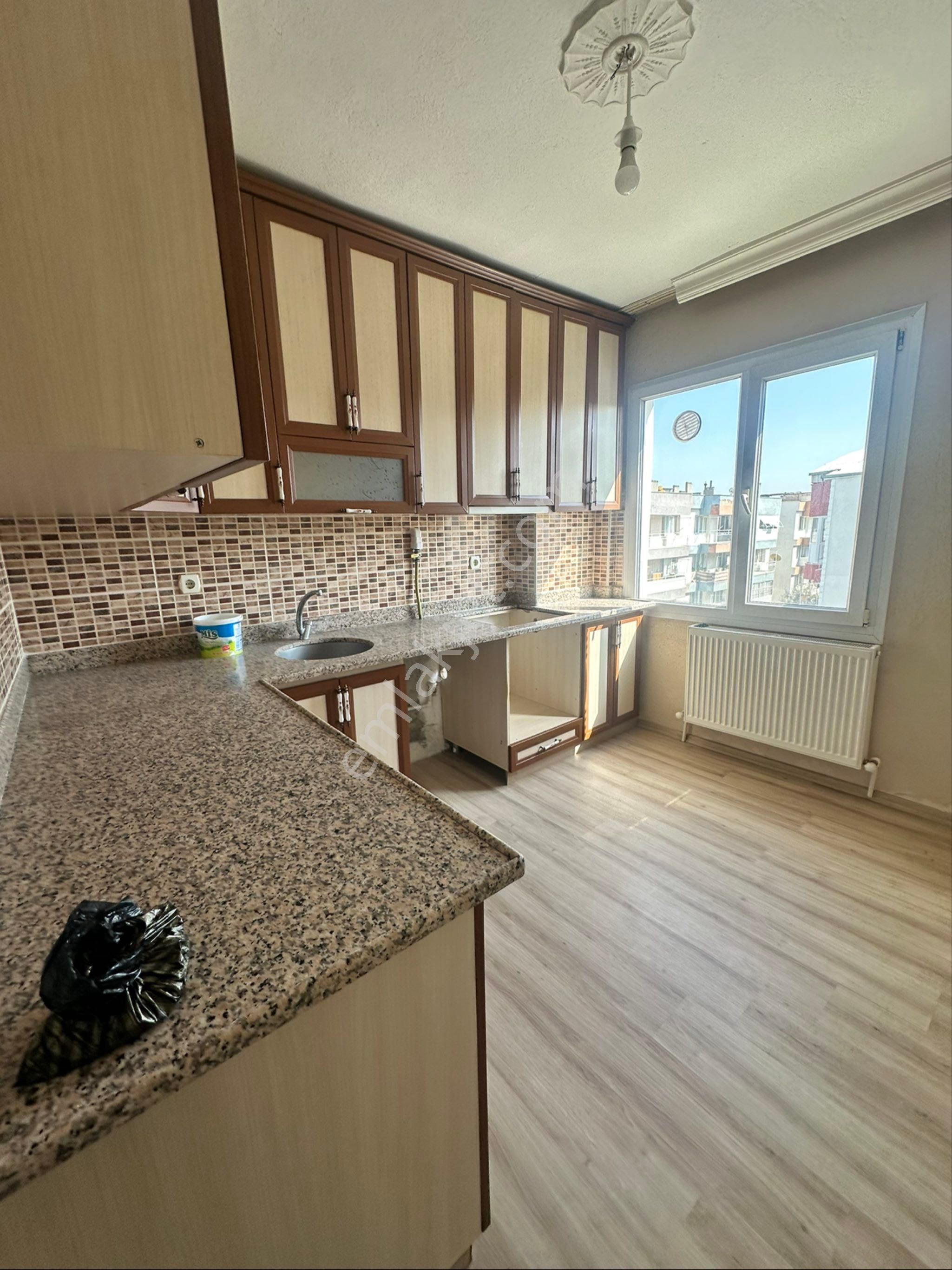 Fatih Mahallesi Altınkent Sitesi 3 + 1 Kiralık - Görsel 3