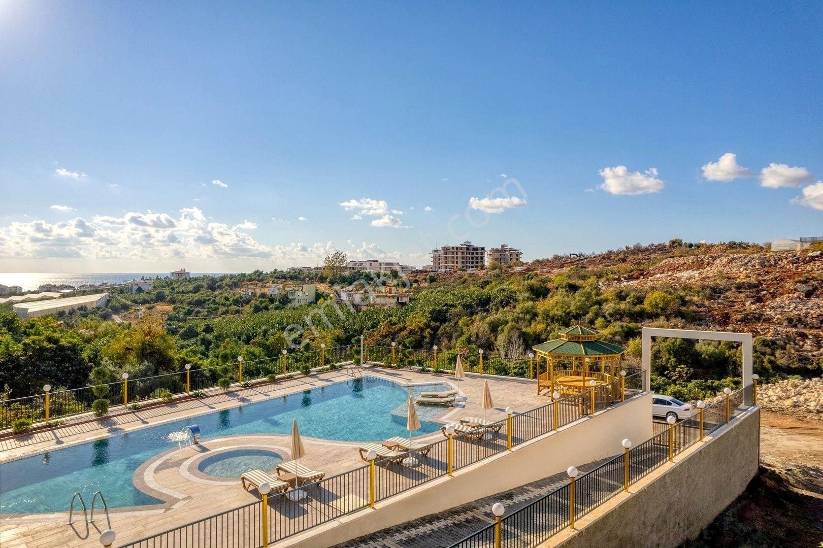 Alanya Kestel’de Deniz & Kale Manzaralı 1+1 Satılık Daire - Görsel 4