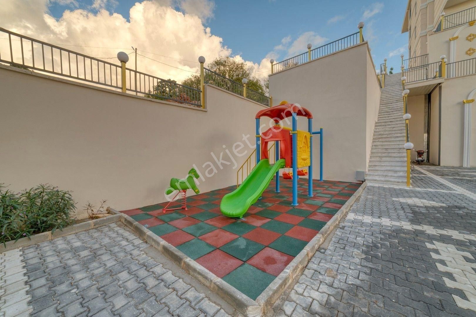Alanya Kestel’de Deniz & Kale Manzaralı 1+1 Satılık Daire - Görsel 15