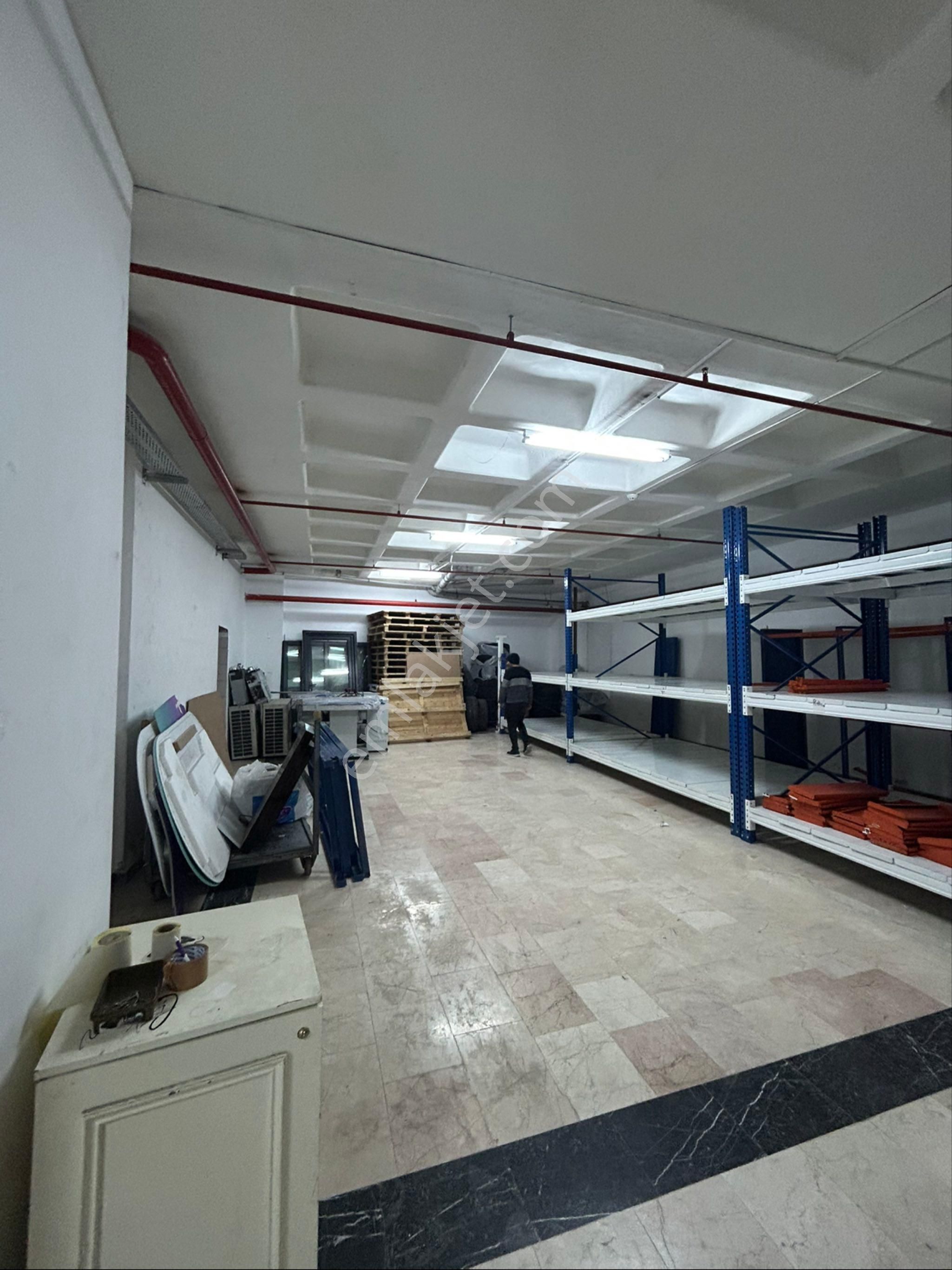 Mahmutbeyde Kiralık Düz Girişli 2000m2 Depo - Görsel 16