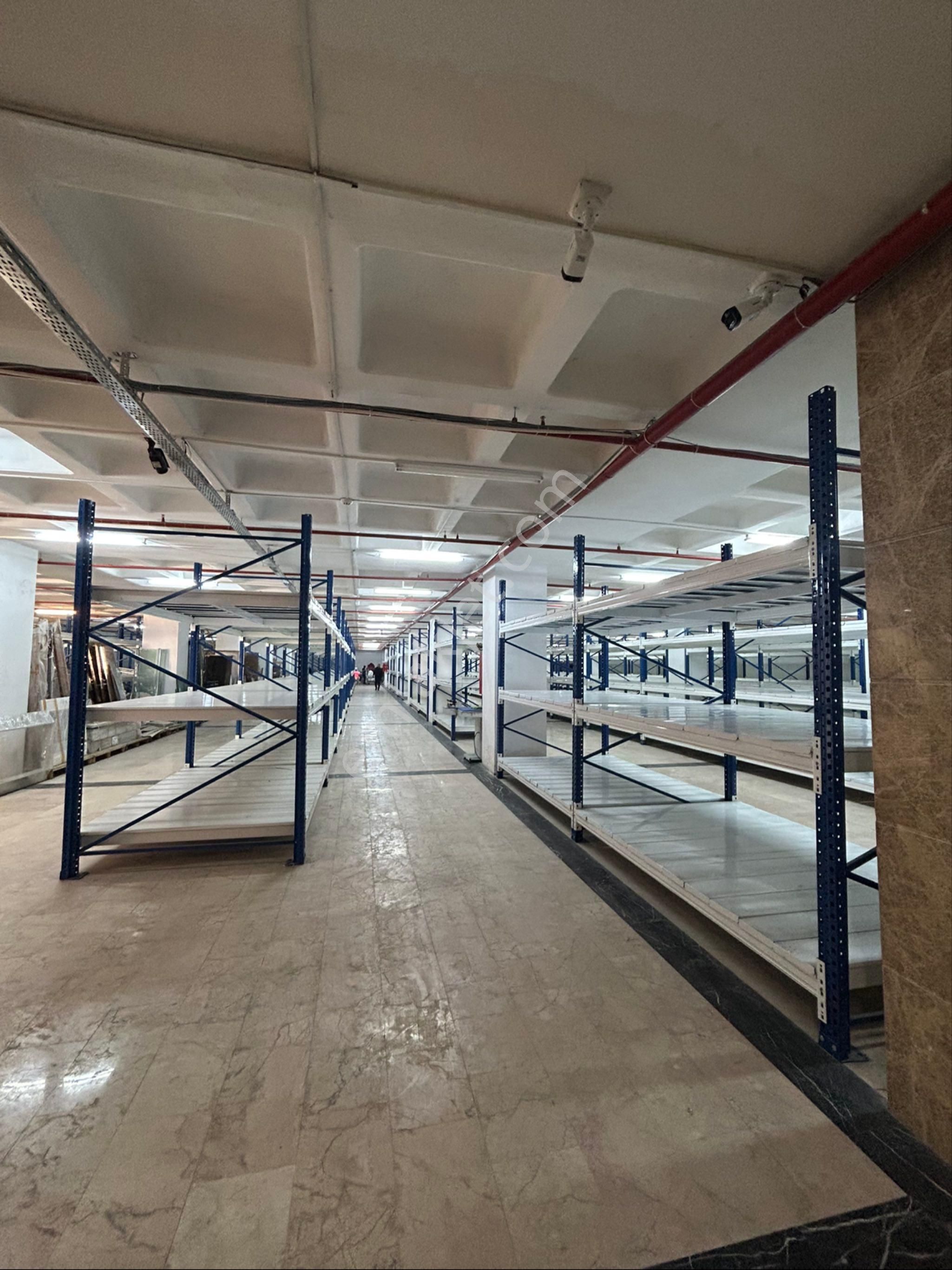 Mahmutbeyde Kiralık Düz Girişli 2000m2 Depo - Görsel 6