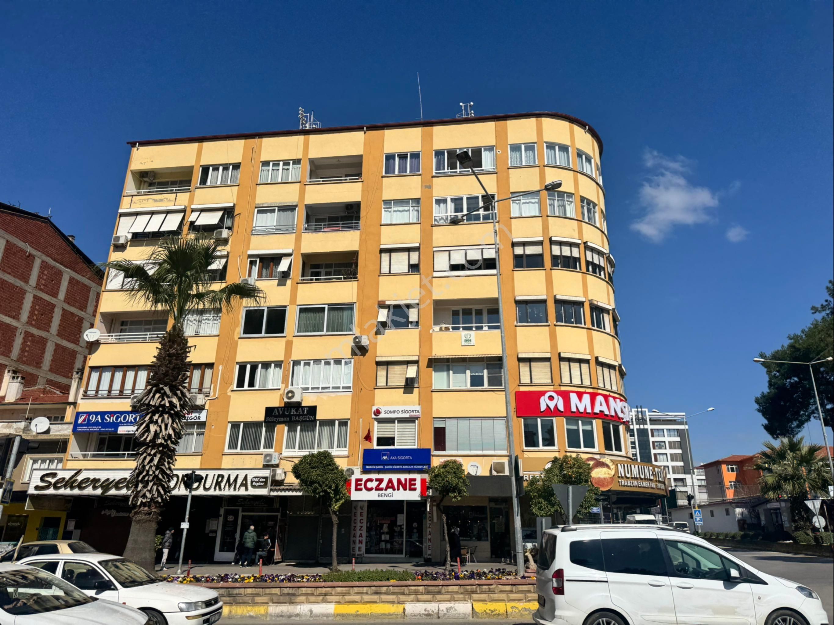 Berkay Emlaktan Çarşı Merkezde Satılık Daire - Görsel 2