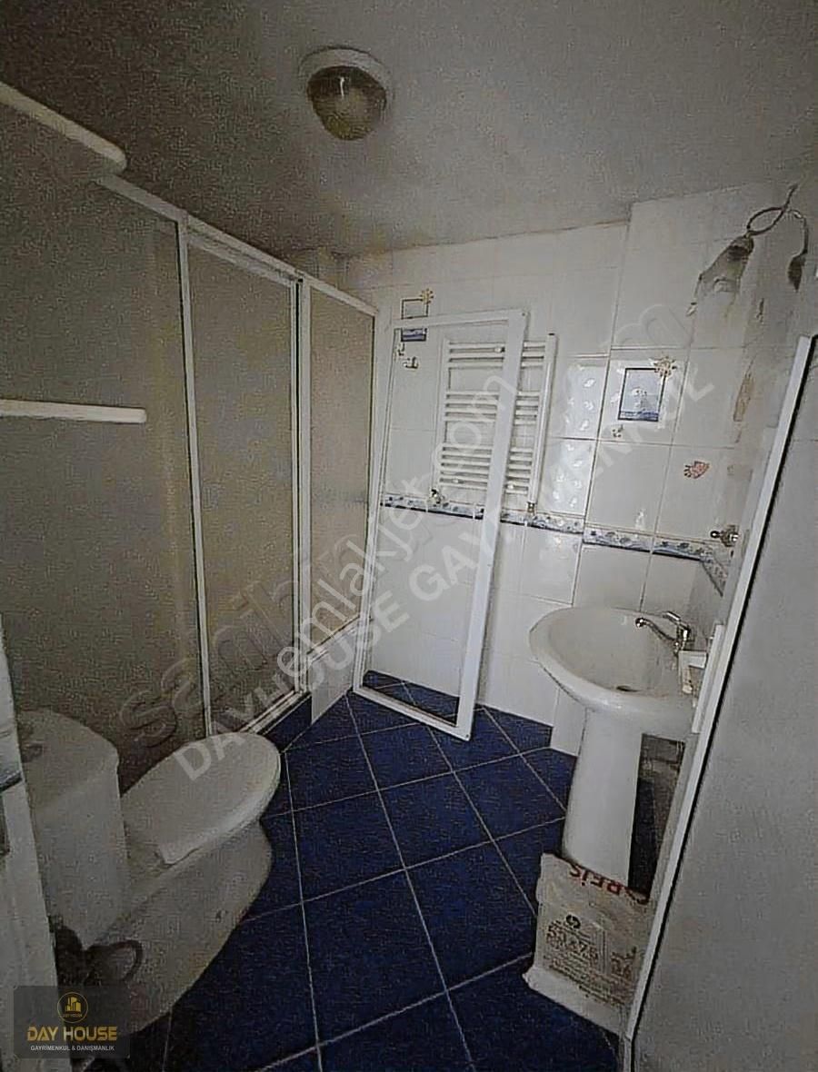 Day House'den Masrafsız C.tesi Pazarı Sokağında Ara Kat Daire - Görsel 22