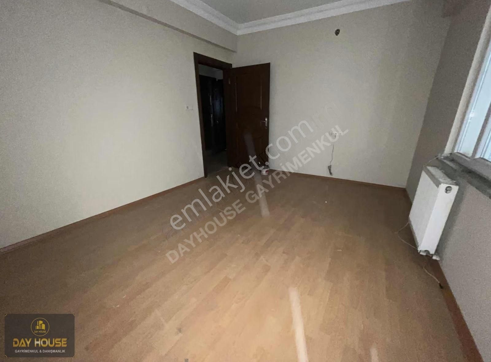 Millet Bahçesi Civarında 1+1 Kiralık Daire - Görsel 8