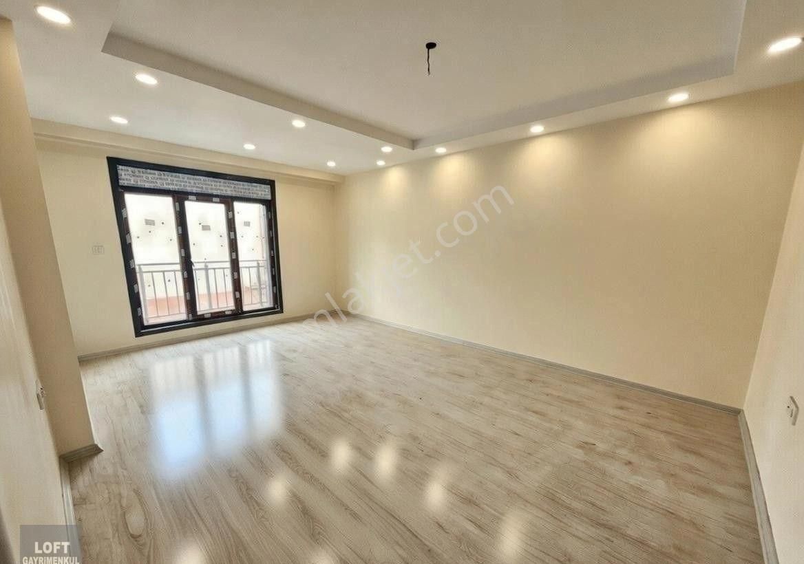 Loft'tan Sefaköy Merkezde Cadde Üzerinde 2+1 90m2 Sıfır Satılık Daire - Görsel 2