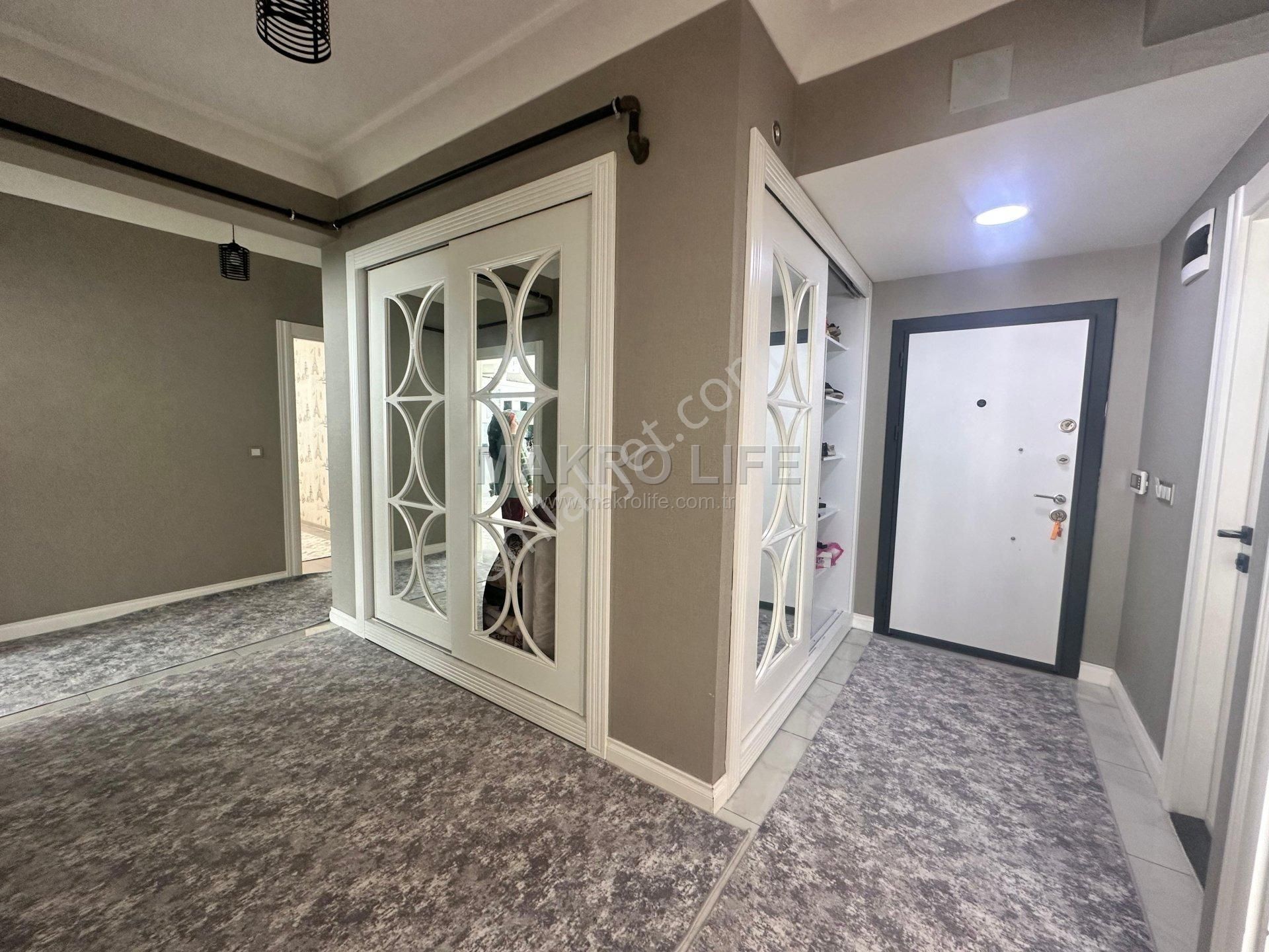 Makro Life Gayrimenkul'den Aram Tigran'da 3,5+1 Satılık Daire - Görsel 12