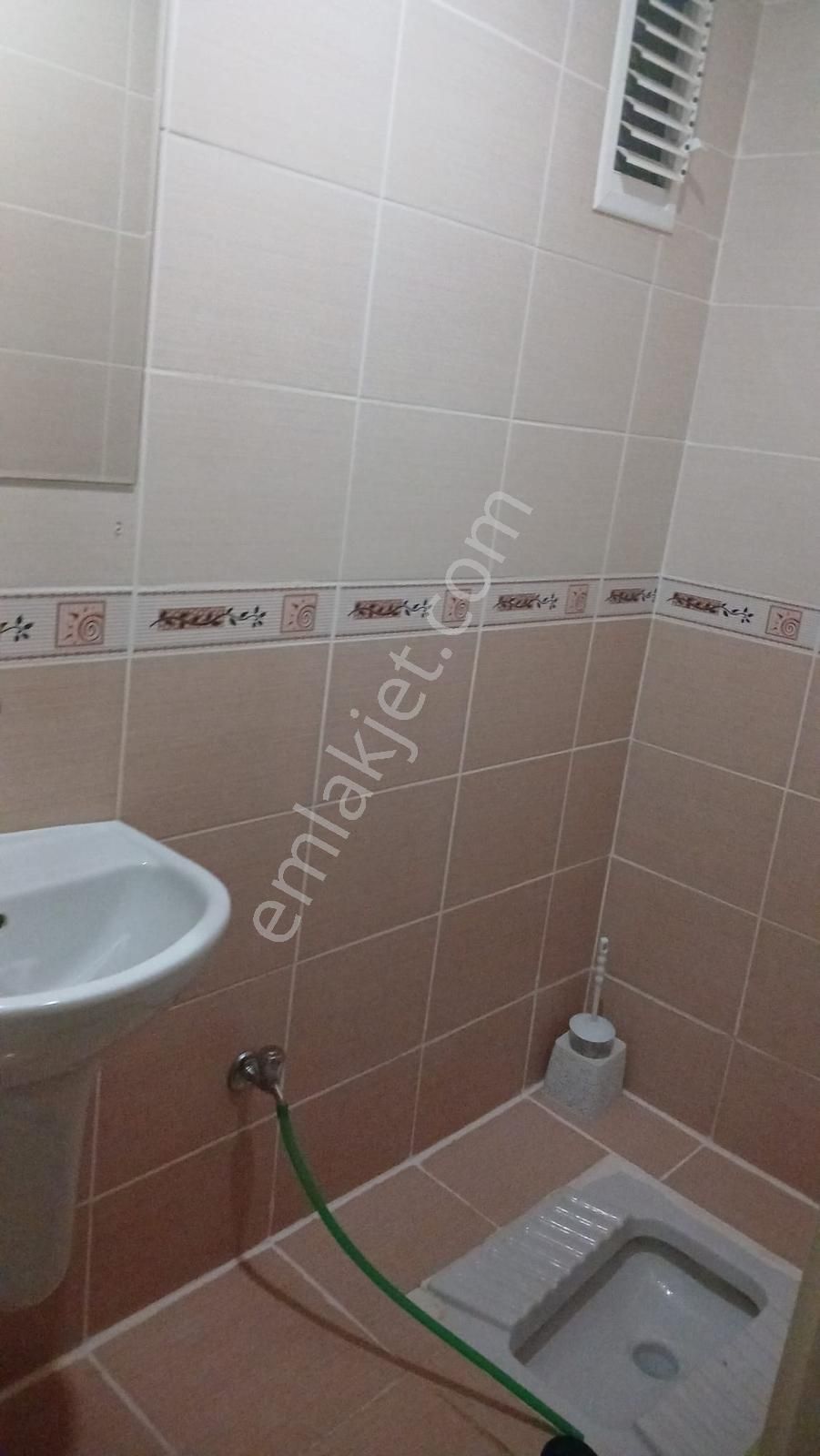 Korucuk'ta Balkonlu Mutfağı Ayrı Satılık Uygun Fiyata Daire - Görsel 11