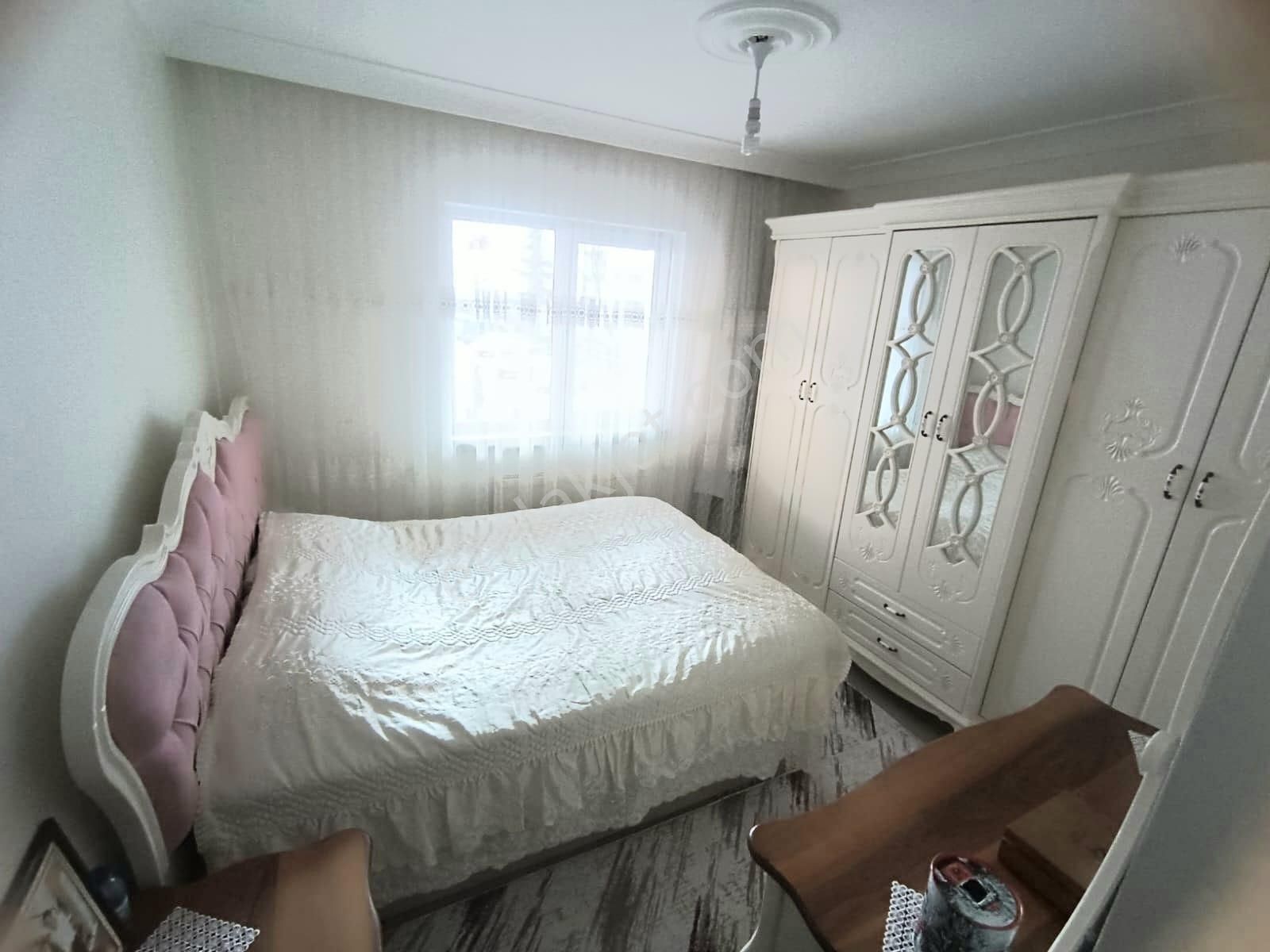 Yılmaz Gayrimenkulden Malazgirt Mahallesi Yeni Bina 3+1 Y.giriş Fırsat Daire - Görsel 13