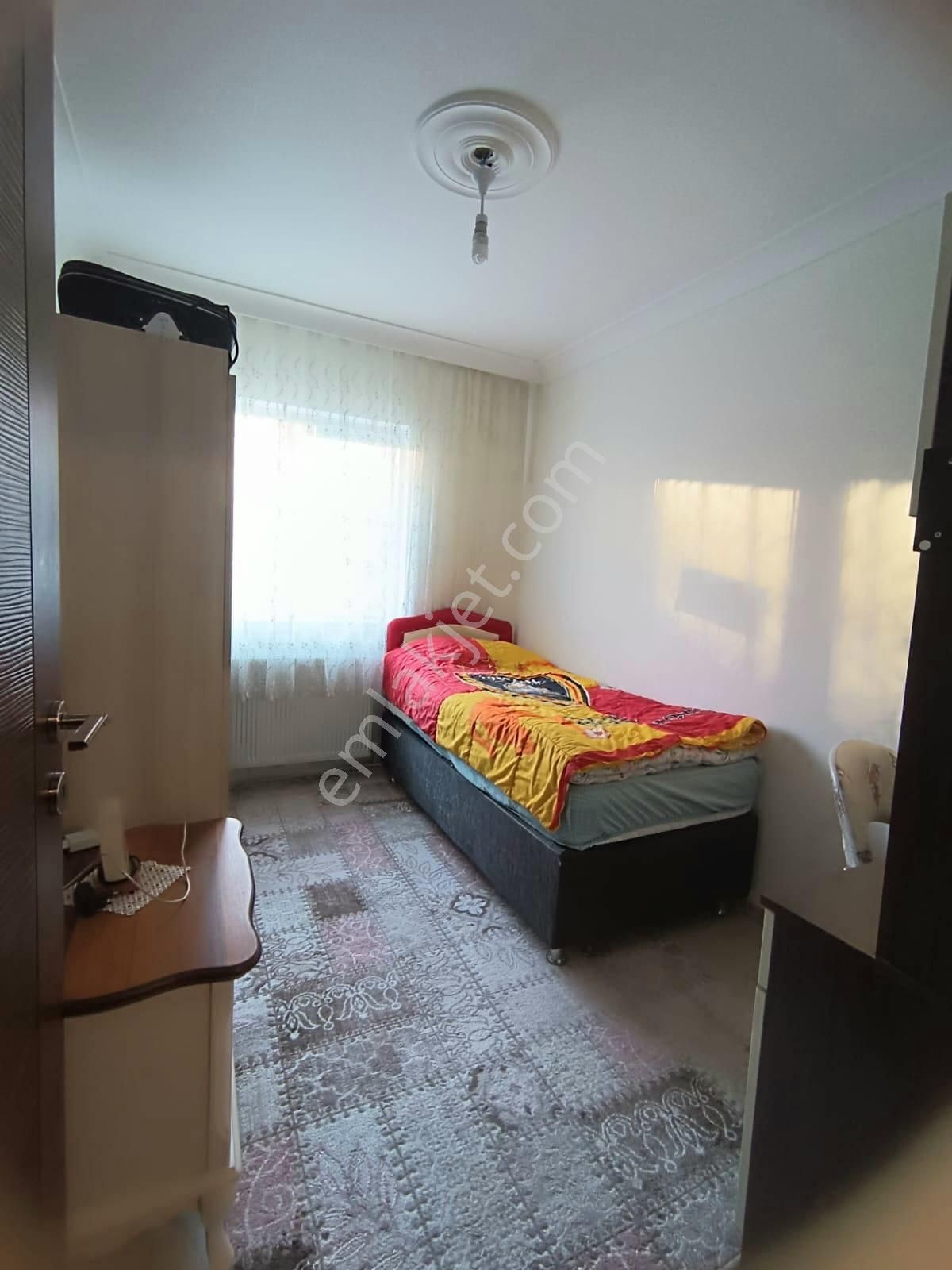 Yılmaz Gayrimenkulden Malazgirt Mahallesi Yeni Bina 3+1 Y.giriş Fırsat Daire - Görsel 16