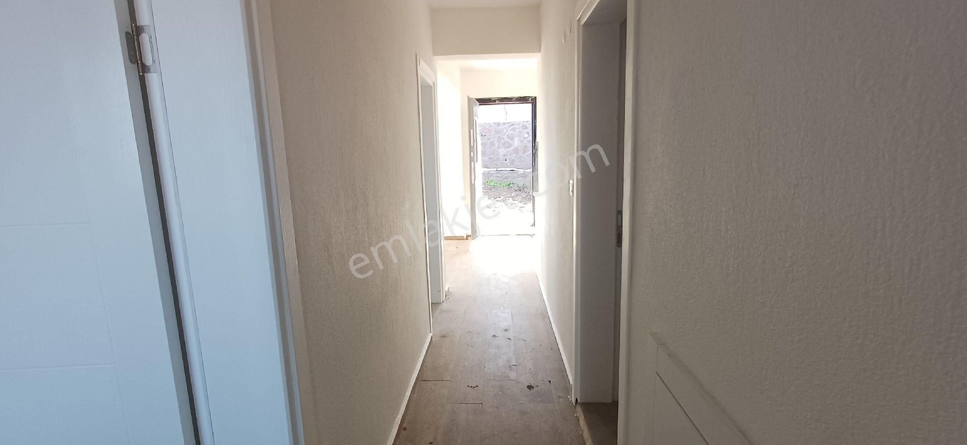 Aliağa Çıtak Köyünde 1.217 M² Arsa Ve 3+1 Ev - Görsel 10