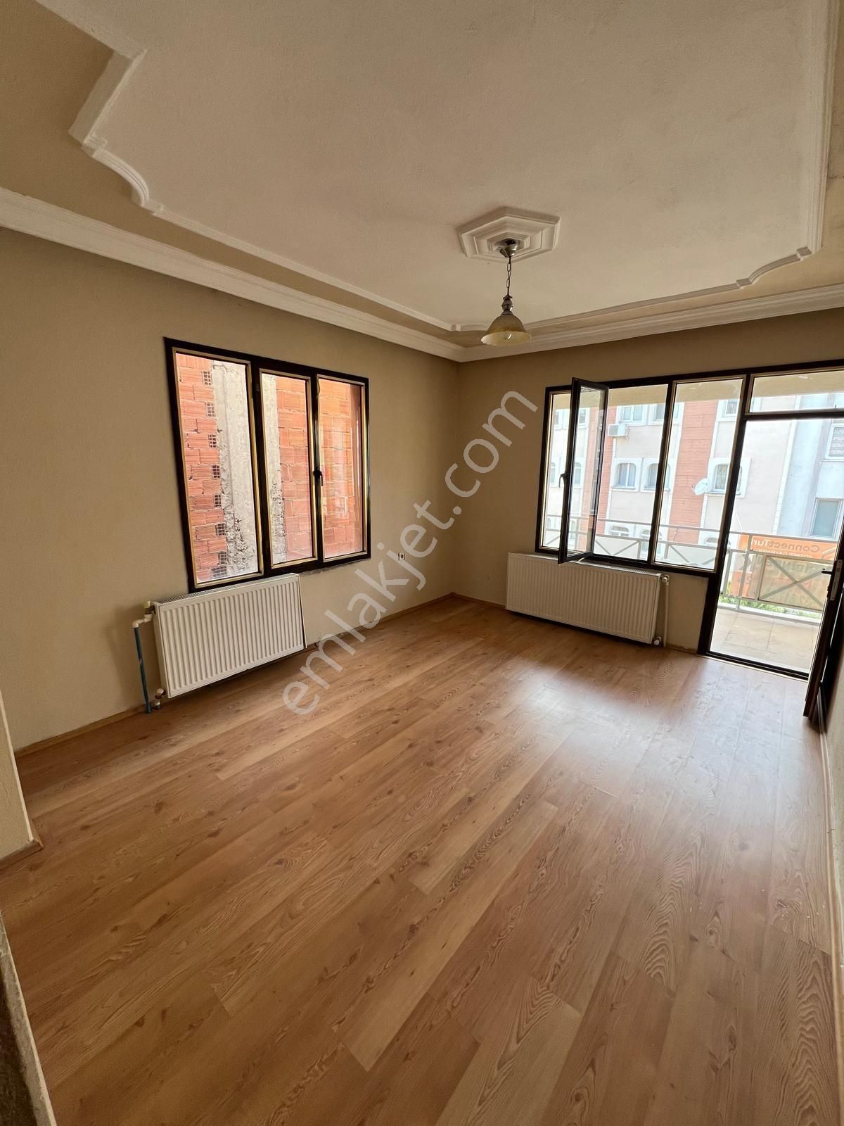 Bergama Maltepe Mahallesin'de Kiralık 3+1 Daire - Görsel 19