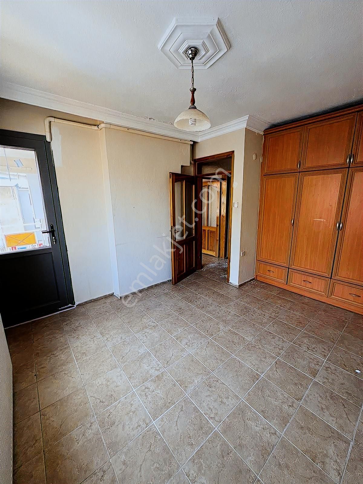 Bergama Maltepe Mahallesin'de Kiralık 3+1 Daire - Görsel 28