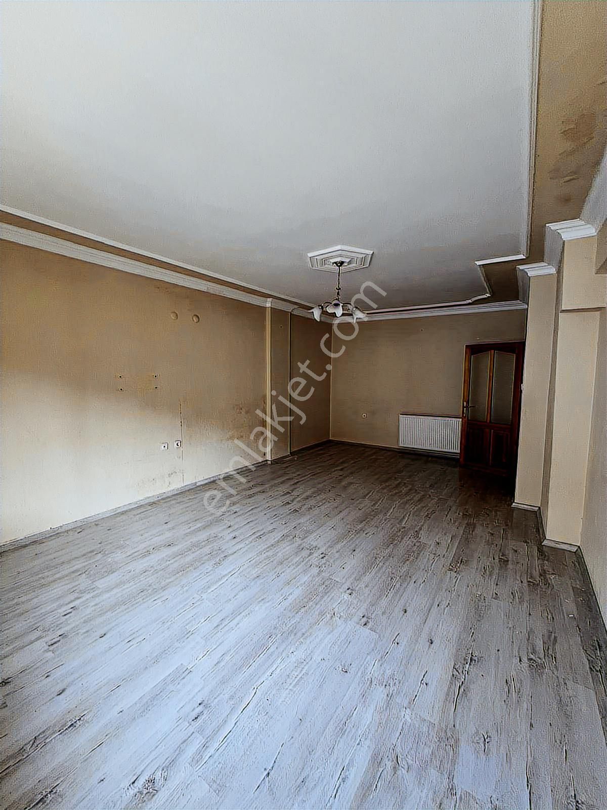 Bergama Maltepe Mahallesin'de Kiralık 3+1 Daire - Görsel 30