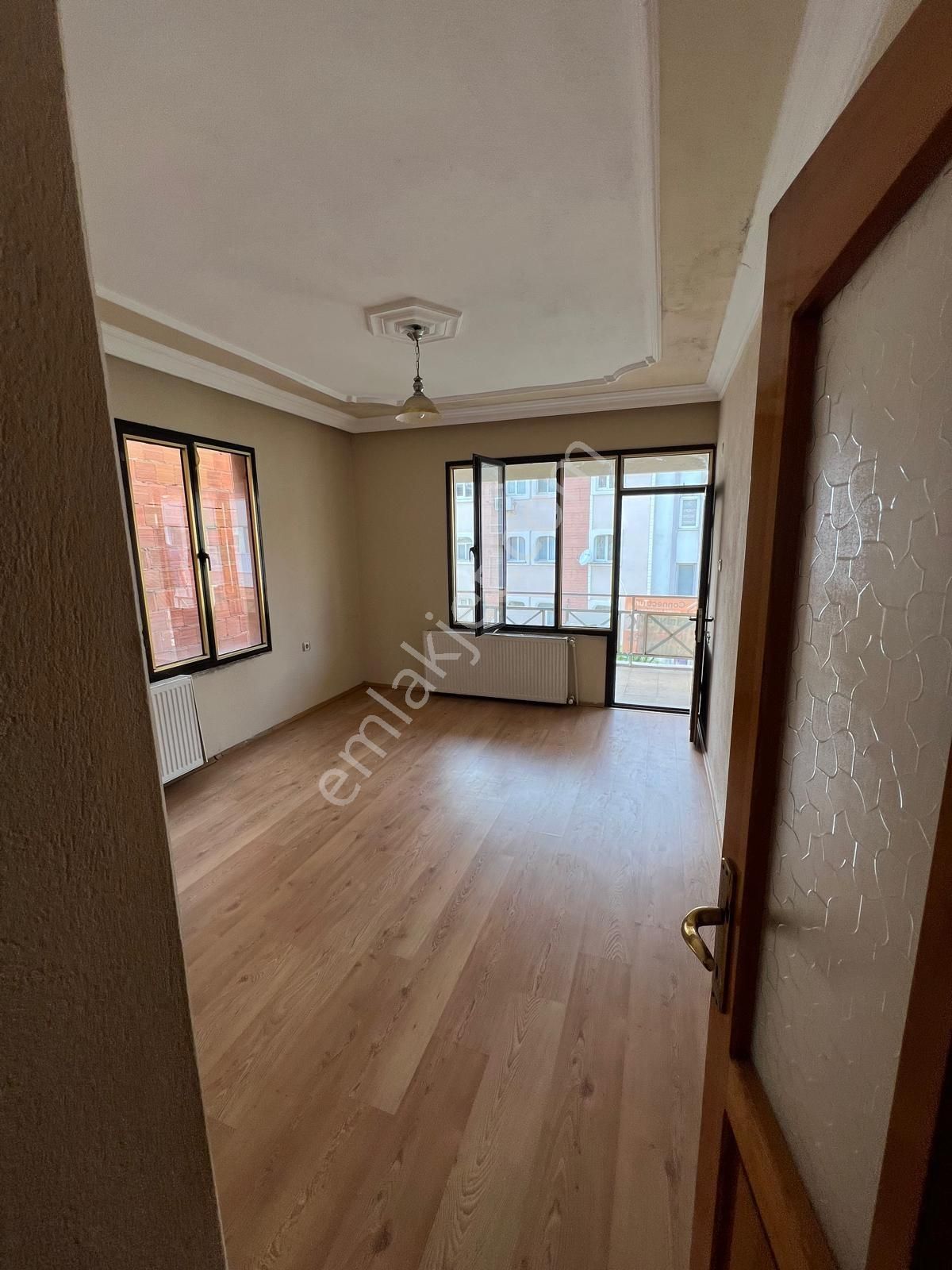 Bergama Maltepe Mahallesin'de Kiralık 3+1 Daire - Görsel 8