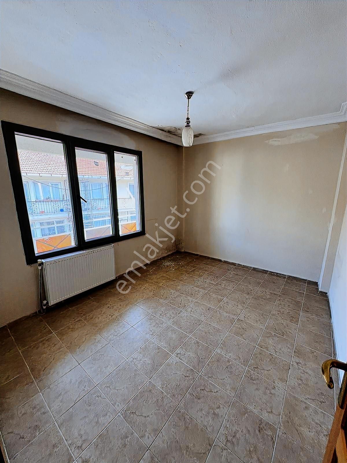 Bergama Maltepe Mahallesin'de Kiralık 3+1 Daire - Görsel 22