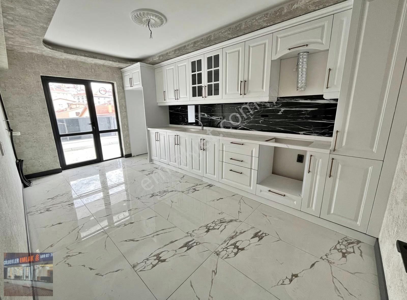 Aktepe Mah.de 3+1 Ultra Lux Yapılı Katta Sıfır Geniş M2 Daireler - Görsel 19