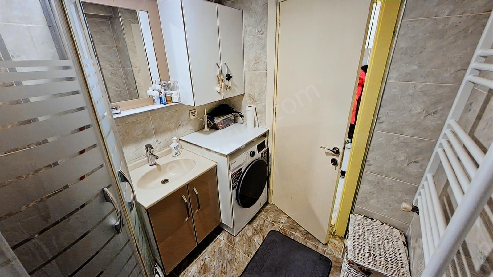 İzmir Çiğli Büyük Çiğli Hastahane Arkası Kiralık 1+1 Daire Cb Ph - Görsel 20