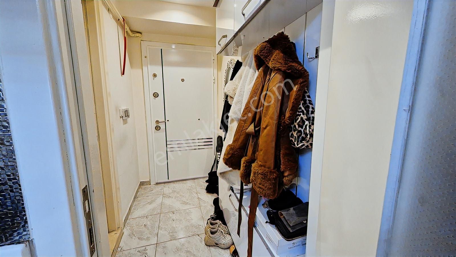 İzmir Çiğli Büyük Çiğli Hastahane Arkası Kiralık 1+1 Daire Cb Ph - Görsel 14