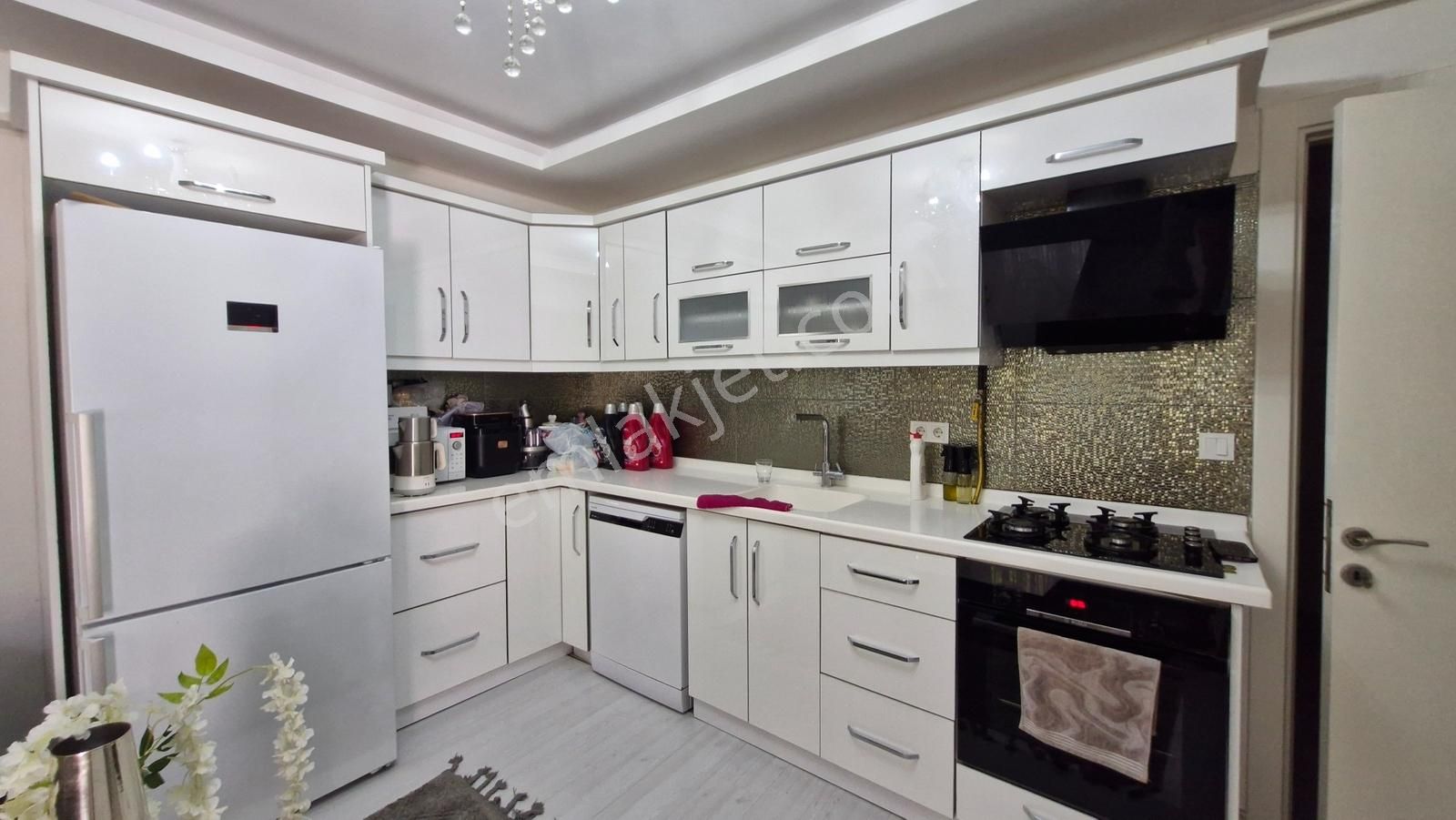 İzmir Çiğli Büyük Çiğli Hastahane Arkası Kiralık 1+1 Daire Cb Ph - Görsel 5