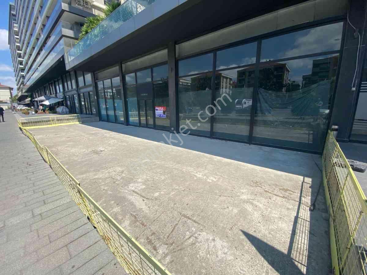 Beylikdüzü’nün Prestijli Sitesi Azur Marmara’da Satılık Dükkan - Görsel 3