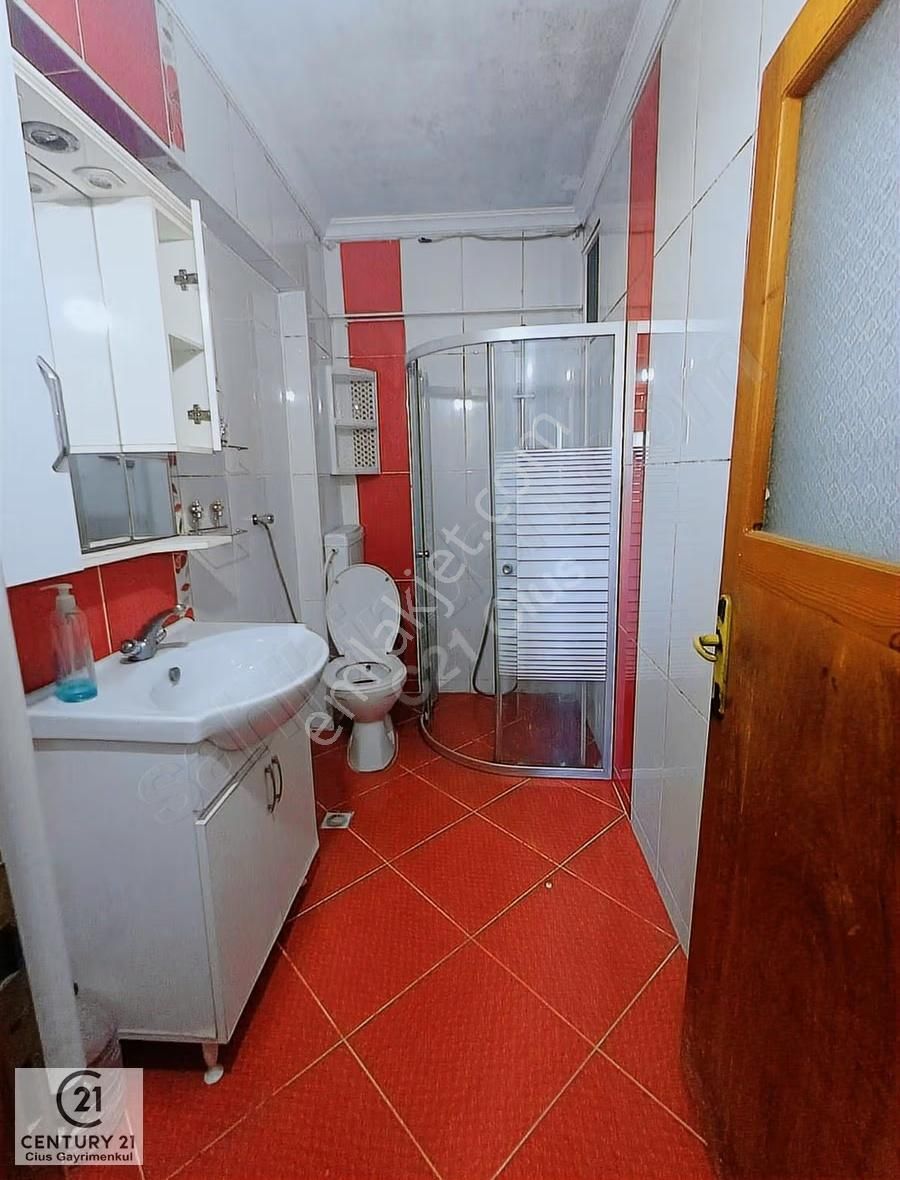 C21 Cius; Orhangazi Caddesinde 120 M2 3+1 Geniş Daire - Görsel 19