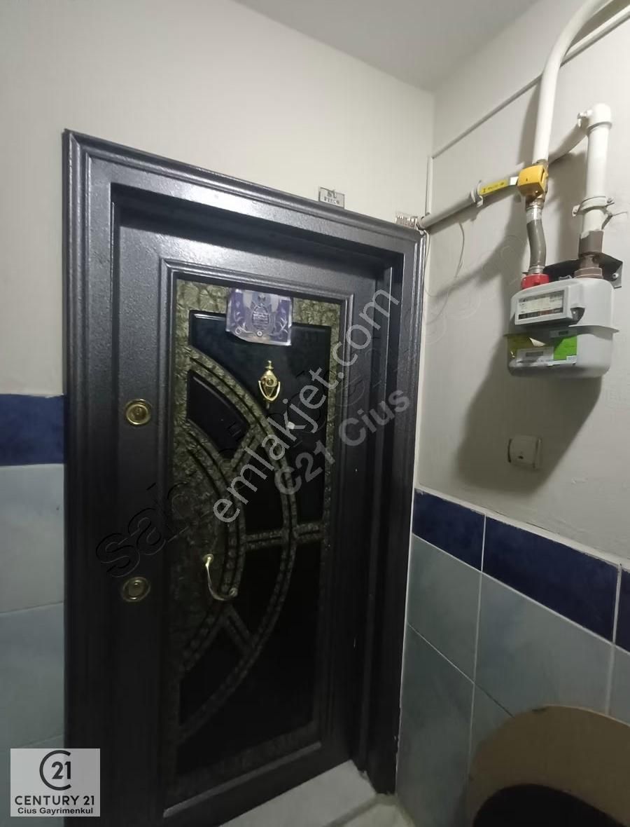 C21 Cius; Orhangazi Caddesinde 120 M2 3+1 Geniş Daire - Görsel 18