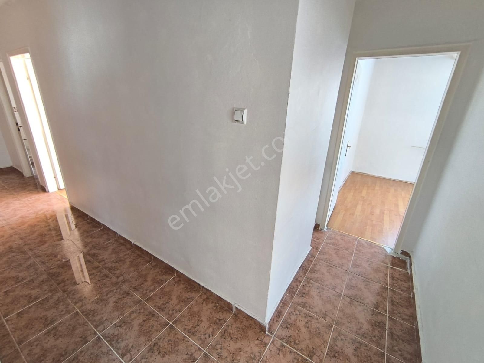Osmanlı Mahallesi Ahi Mesut Bulvarı Site'de Kiralık Daire - Görsel 24