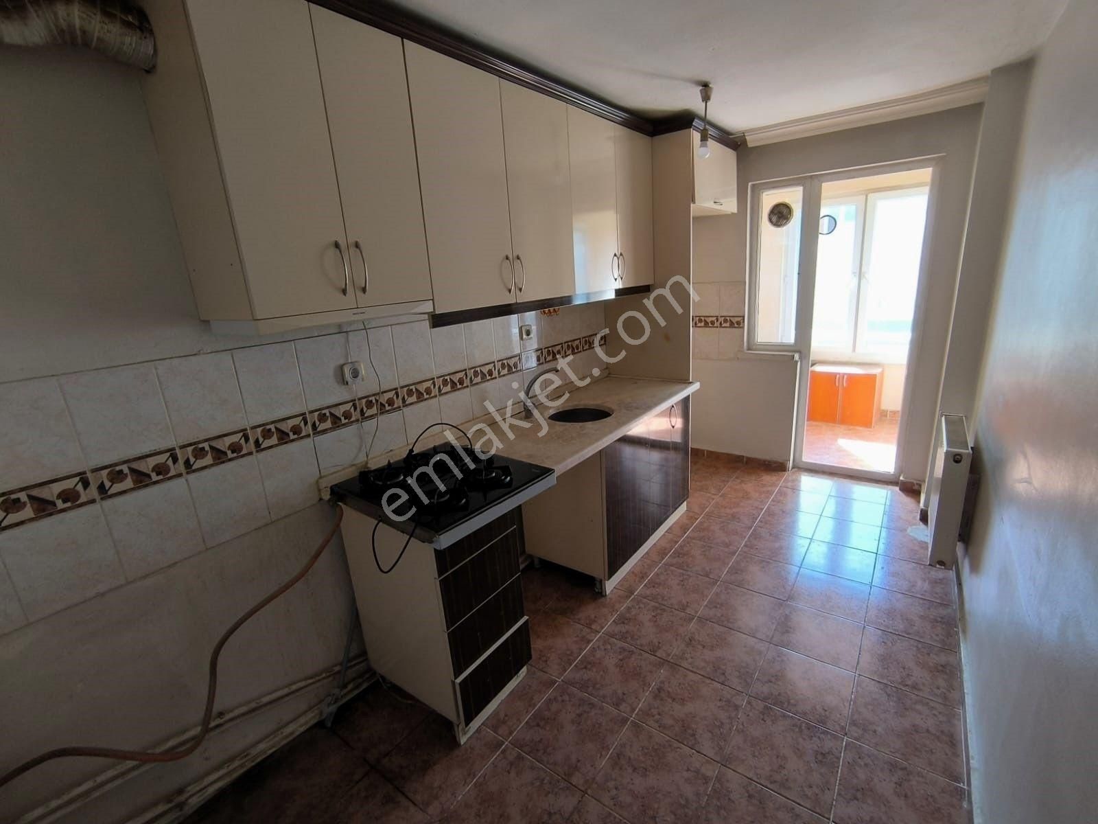 Osmanlı Mahallesi Ahi Mesut Bulvarı Site'de Kiralık Daire - Görsel 2