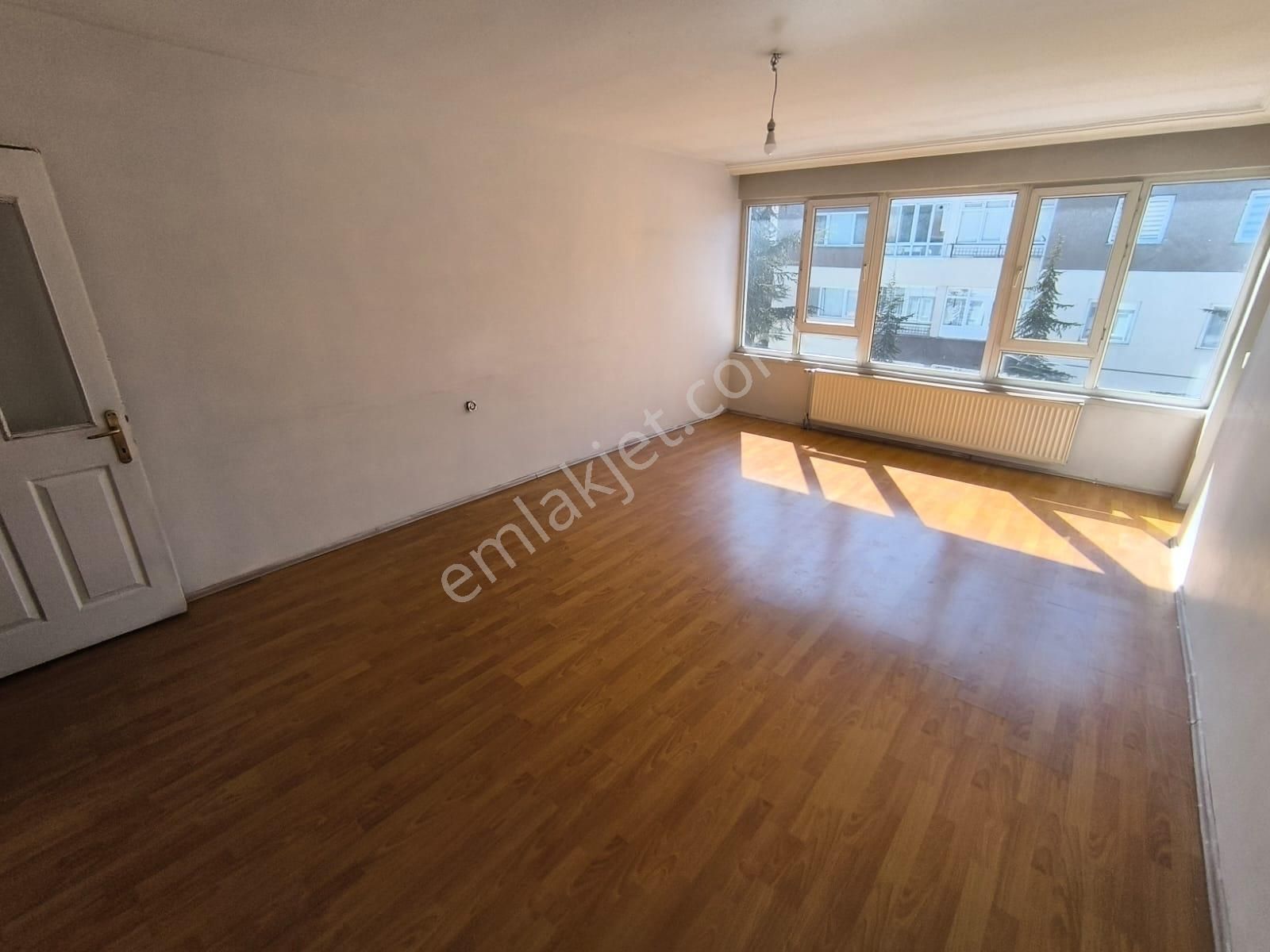 Osmanlı Mahallesi Ahi Mesut Bulvarı Site'de Kiralık Daire - Görsel 8