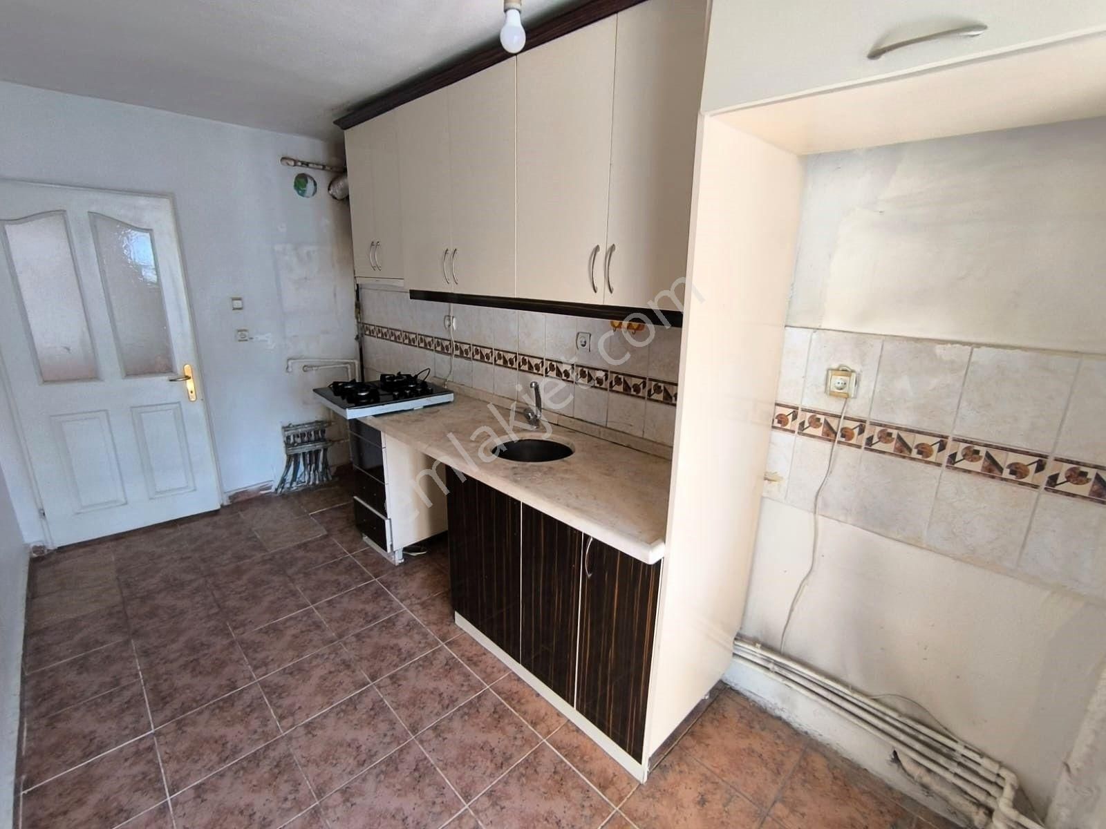 Osmanlı Mahallesi Ahi Mesut Bulvarı Site'de Kiralık Daire - Görsel 3