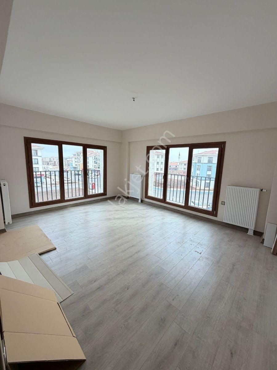 Kuzey Şehirde Gzt Fuar Emlak'tan 2+1 Banka Devirli Satılık Daire